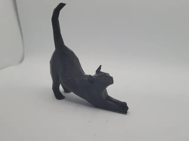 Low Poly Stretched Cat - Remix