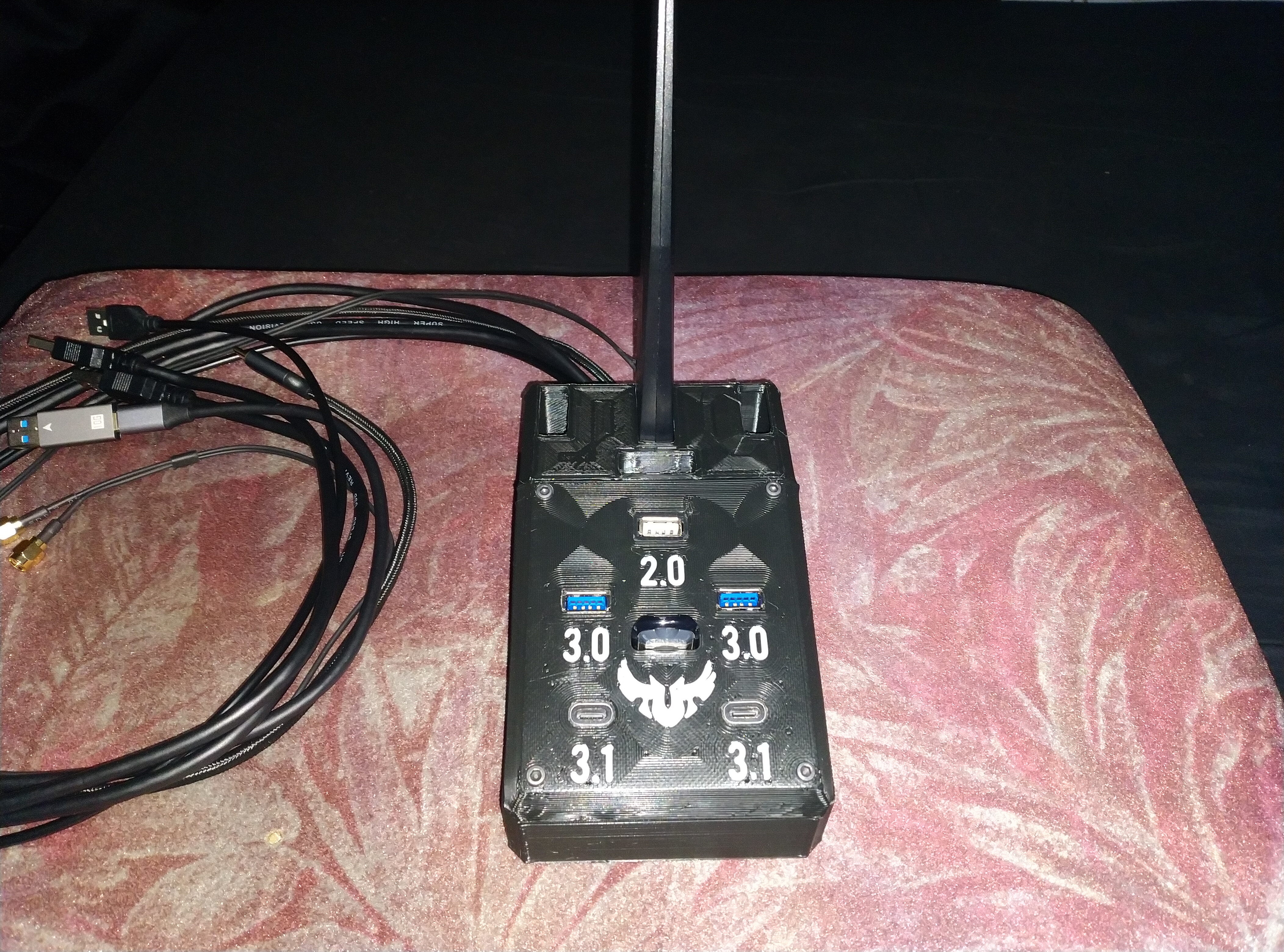 USB hub desk tidy thing