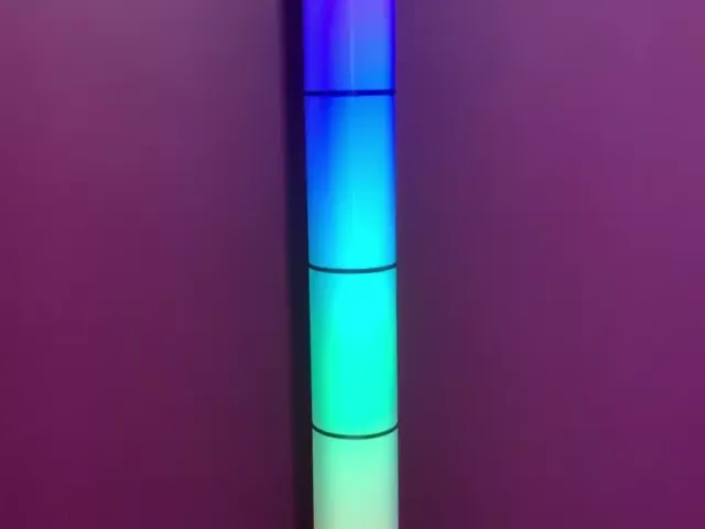 RGB floorlamp (poor quality)