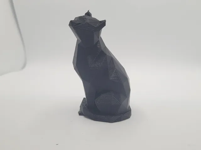 Lowpoly sitting cat - remixed