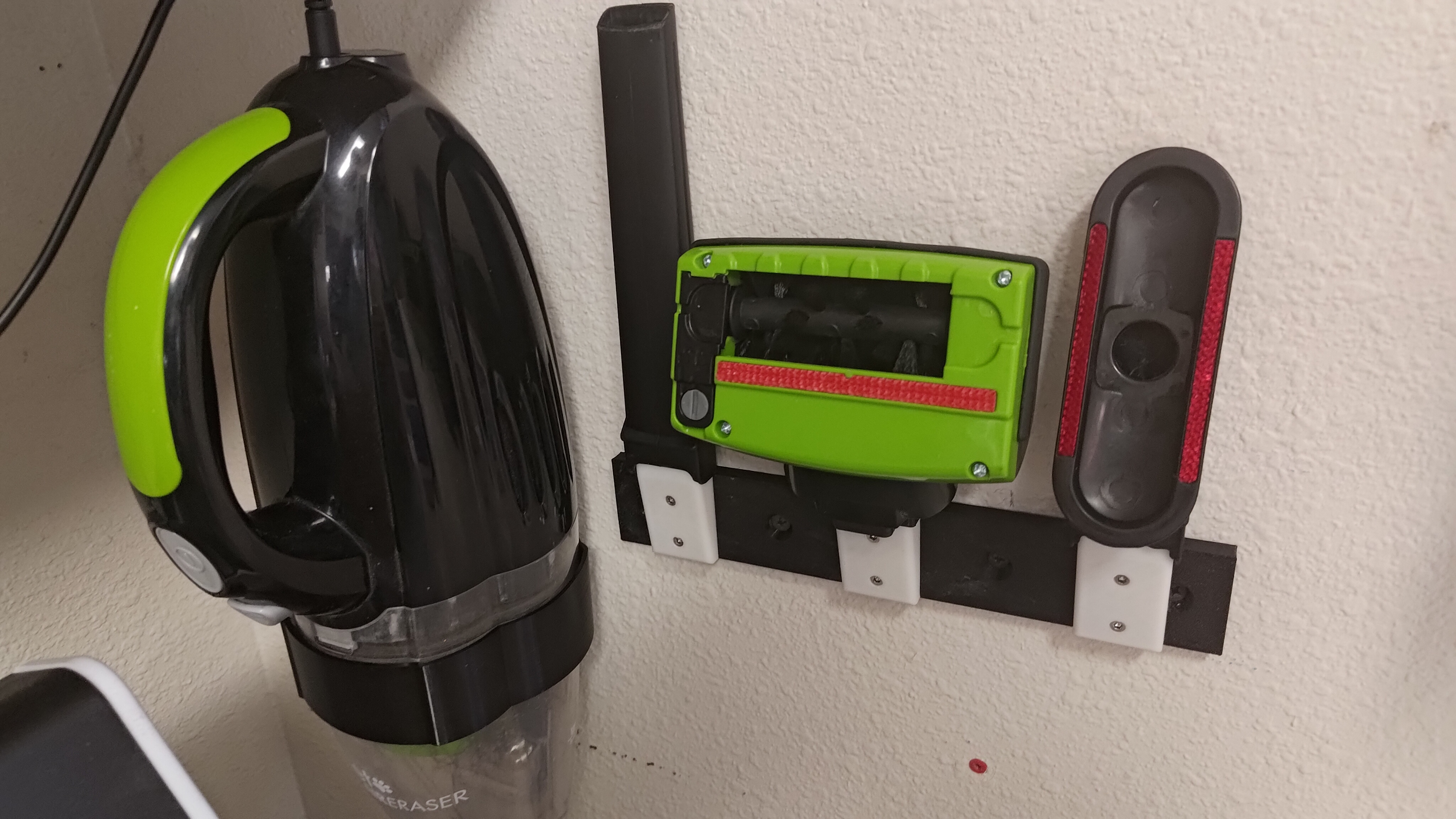 Bissell Portable Vacuum Pet Hair Wall Mount