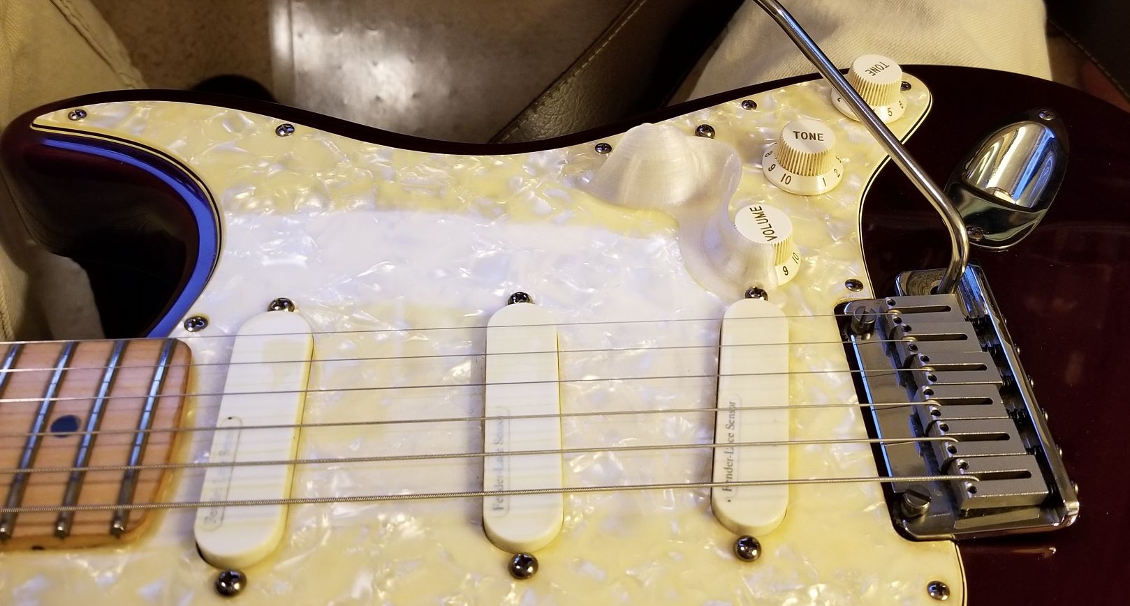 Fender Strat-Plus Guitar Volume & Pickup Guard