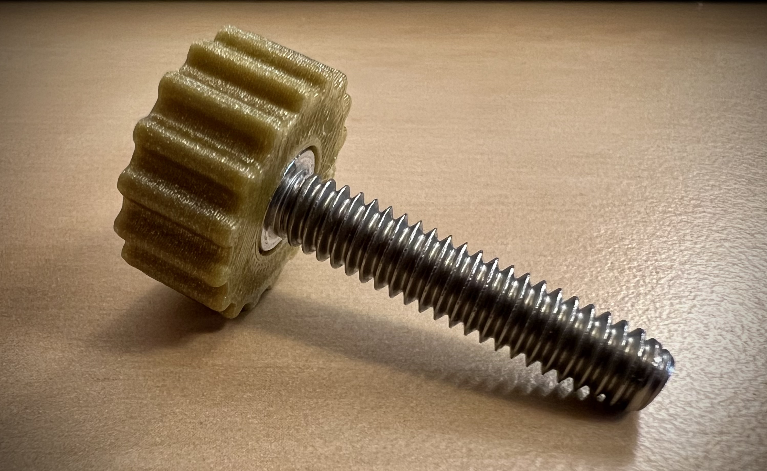 Thumbscrew adapter for M6 or 1/4-20 hex socket screws