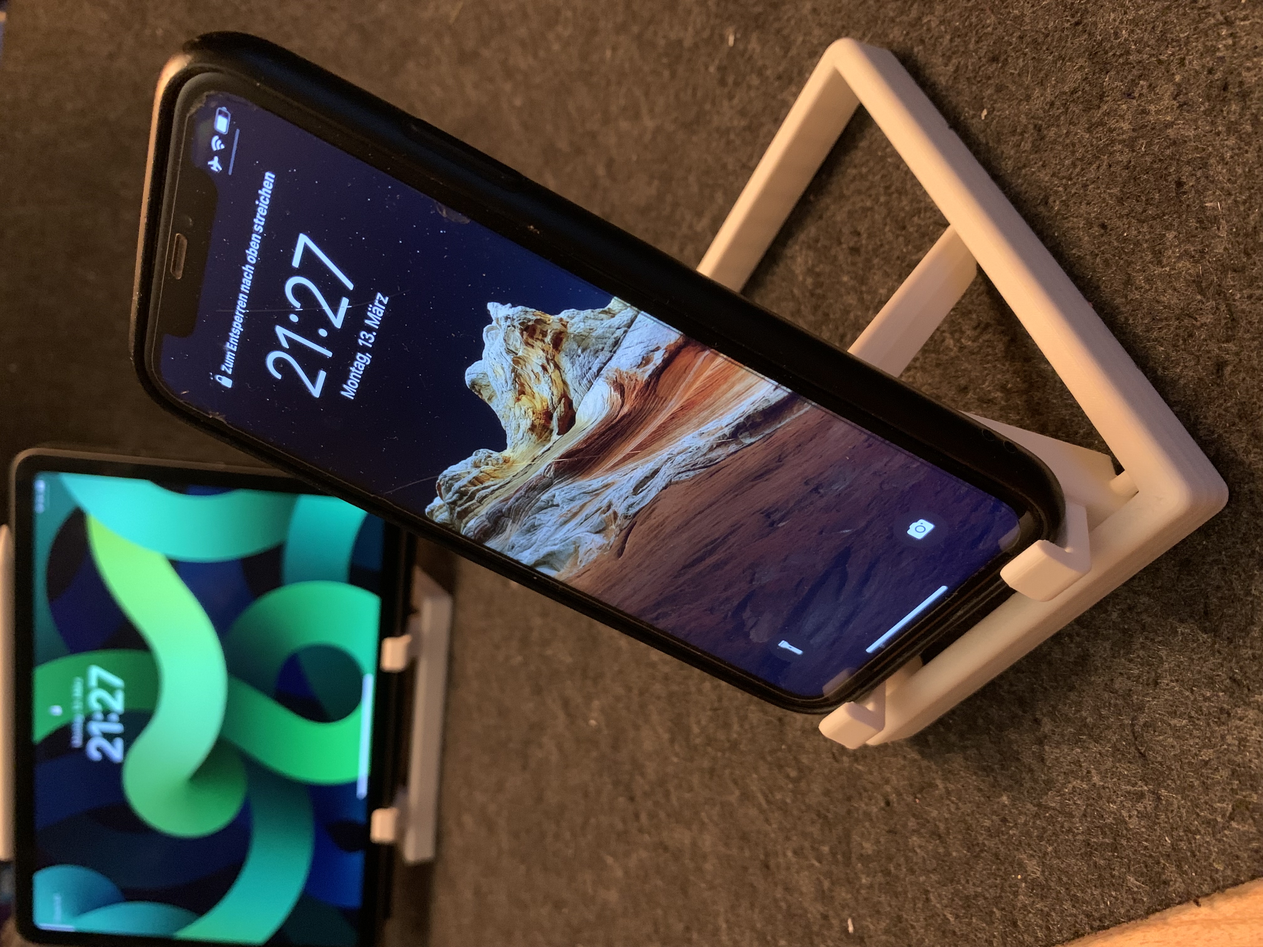 Miniatura 2 do modelo 3D Adjustable Phone/Tablet/iPad Stand