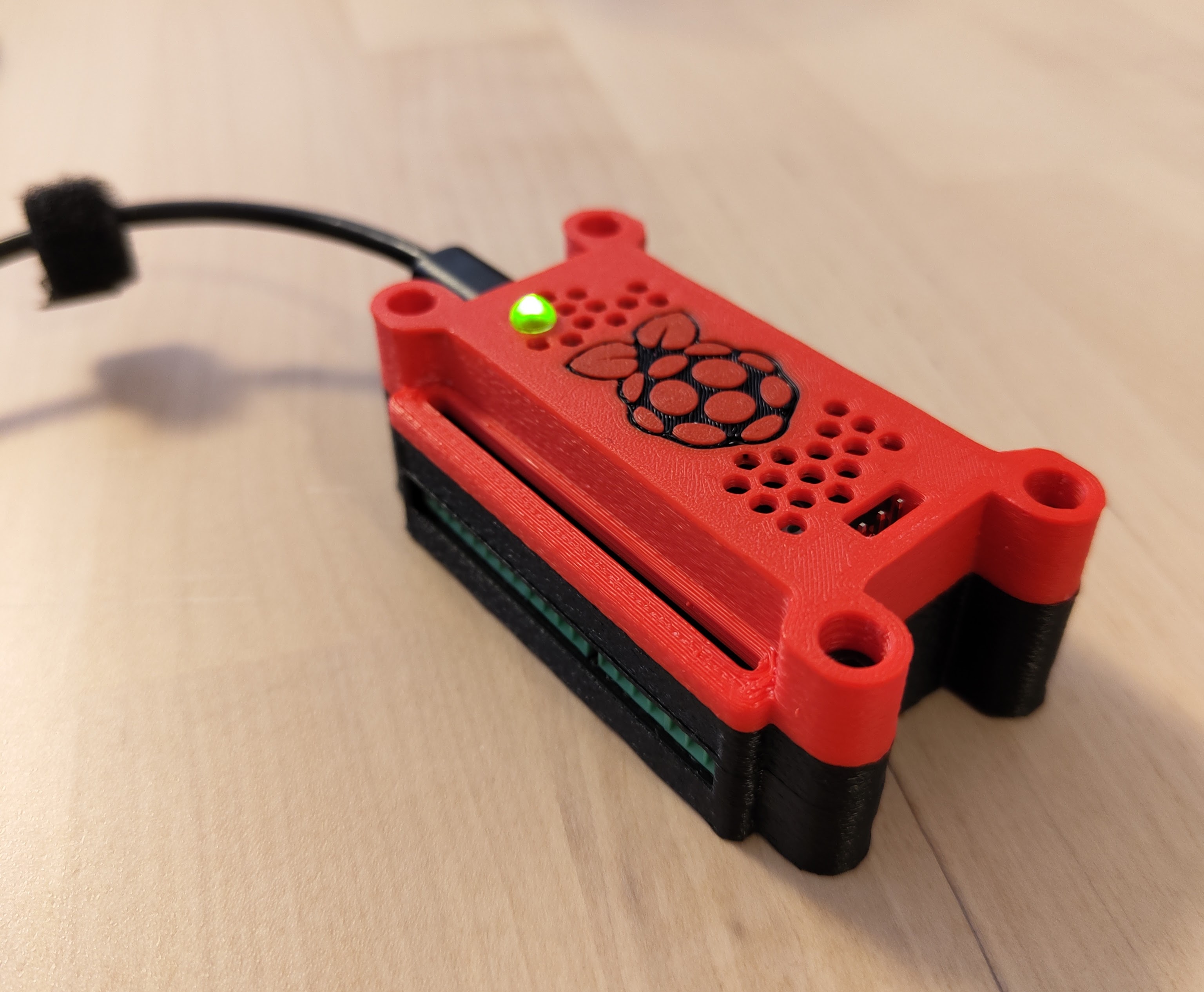 Raspberry Pi Pico development (screw terminal) case by 4DimK Download
