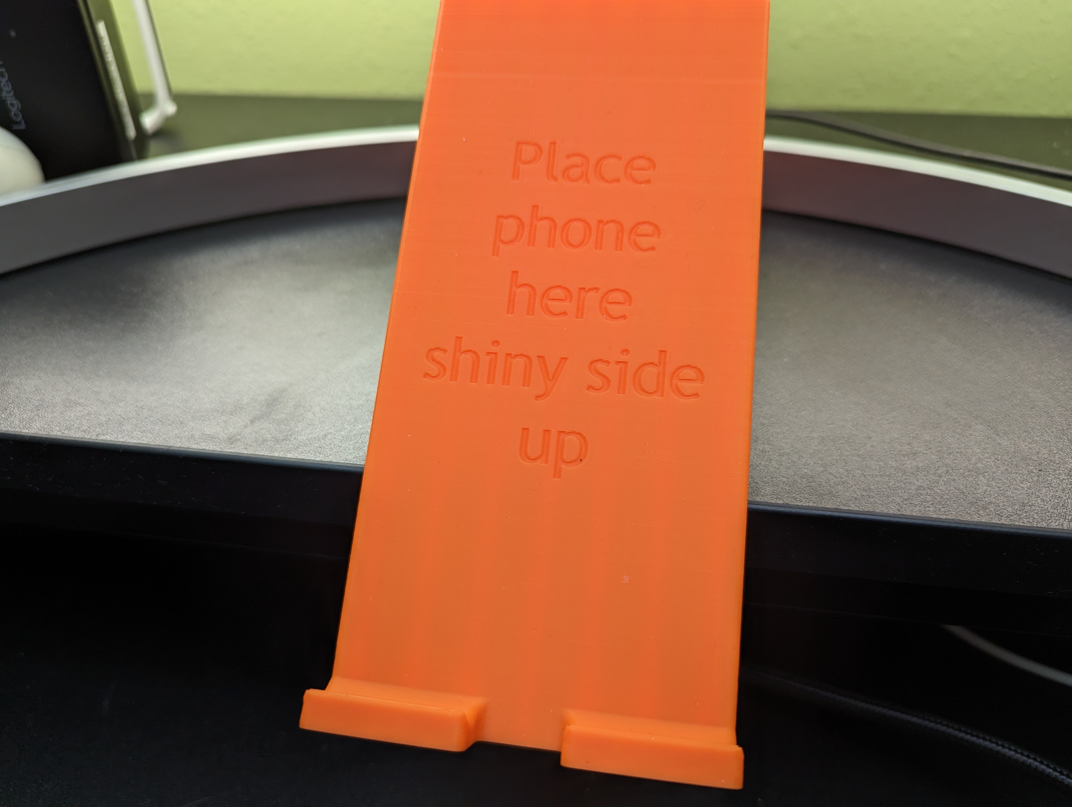 Pixel 7 Pro stand