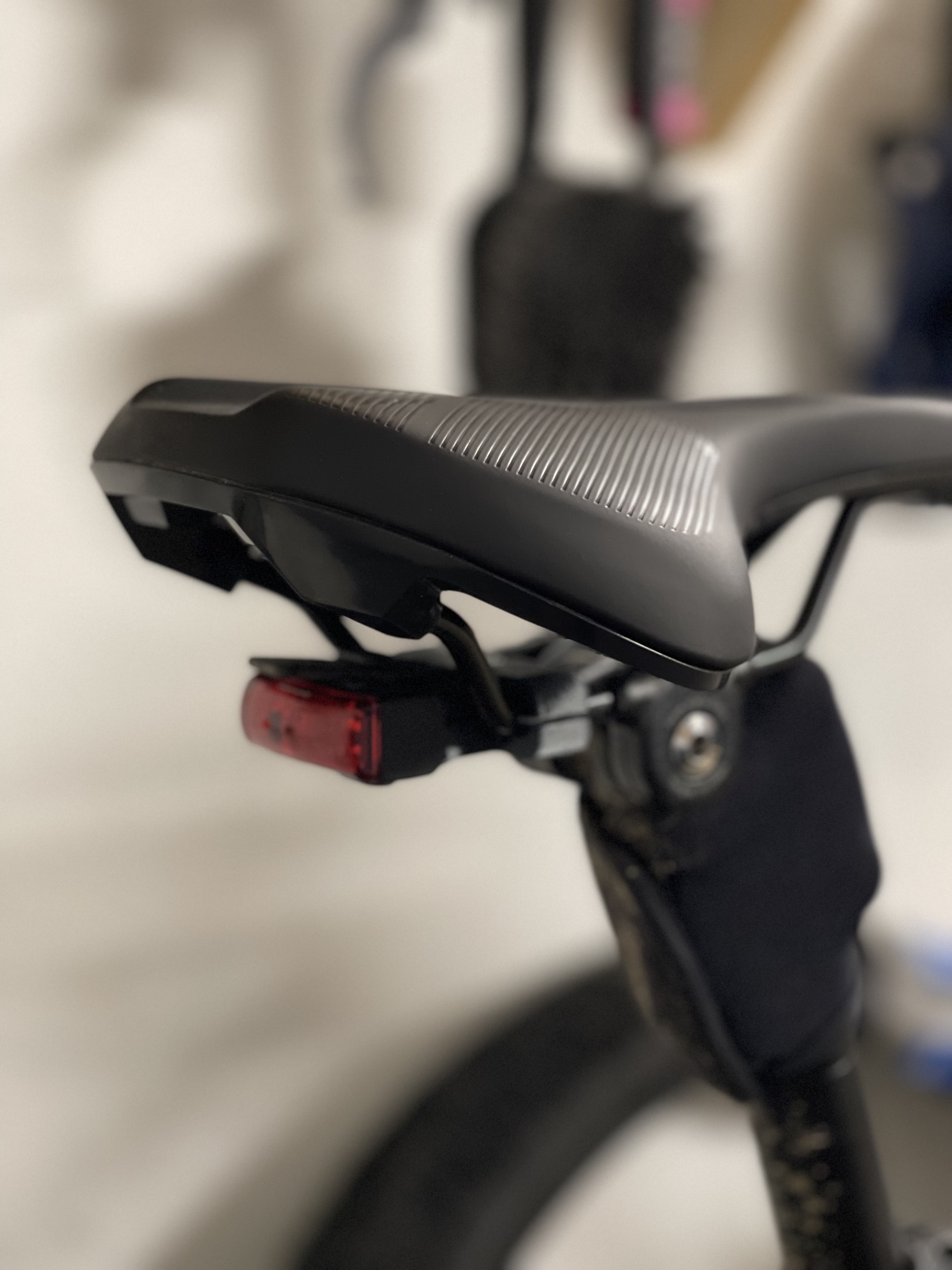 specialized saddle light mount