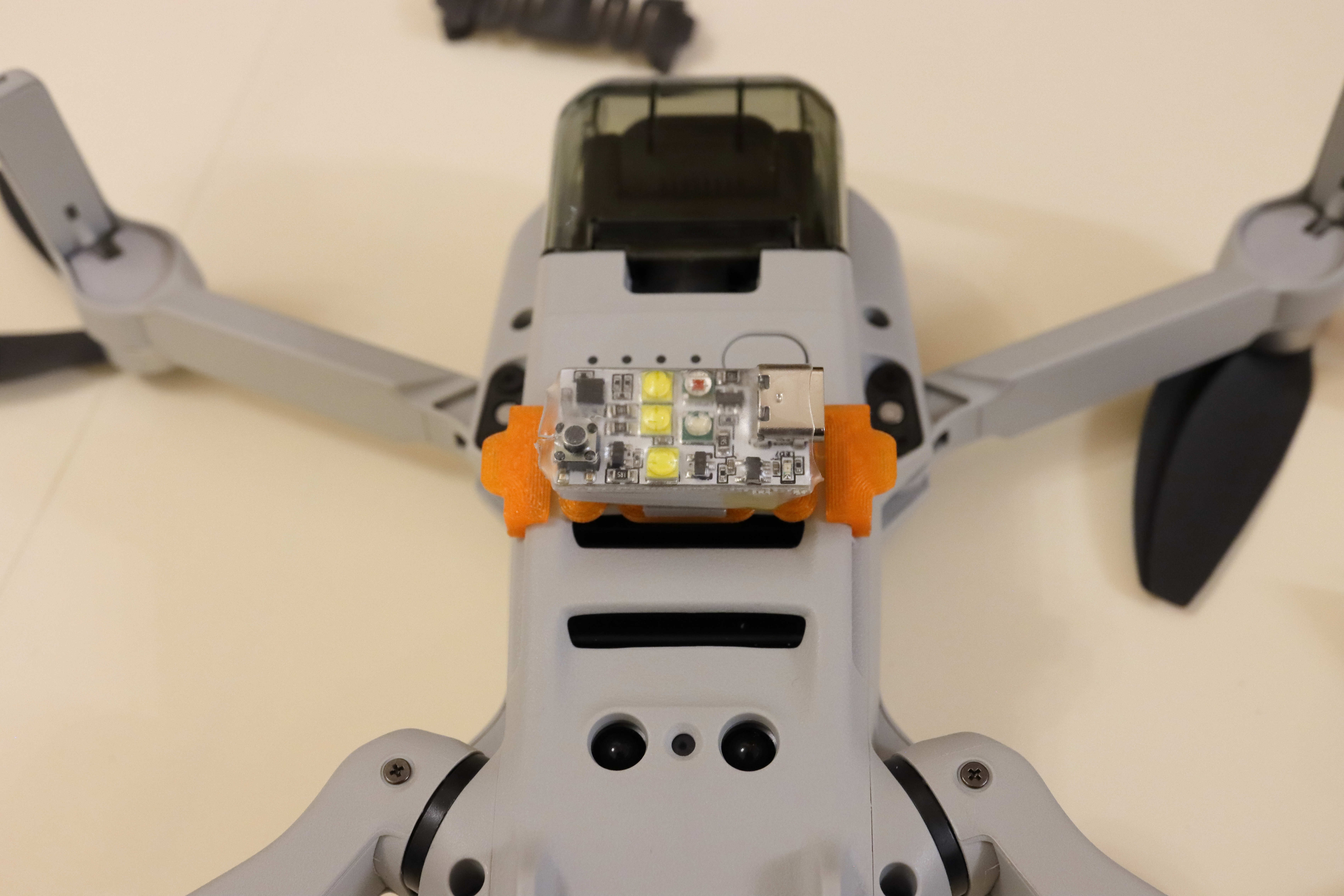DJI Mini 2 Strobe Mount — miniatura 3
