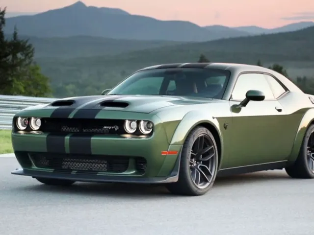 Dodge Challenger Hellcat Art
