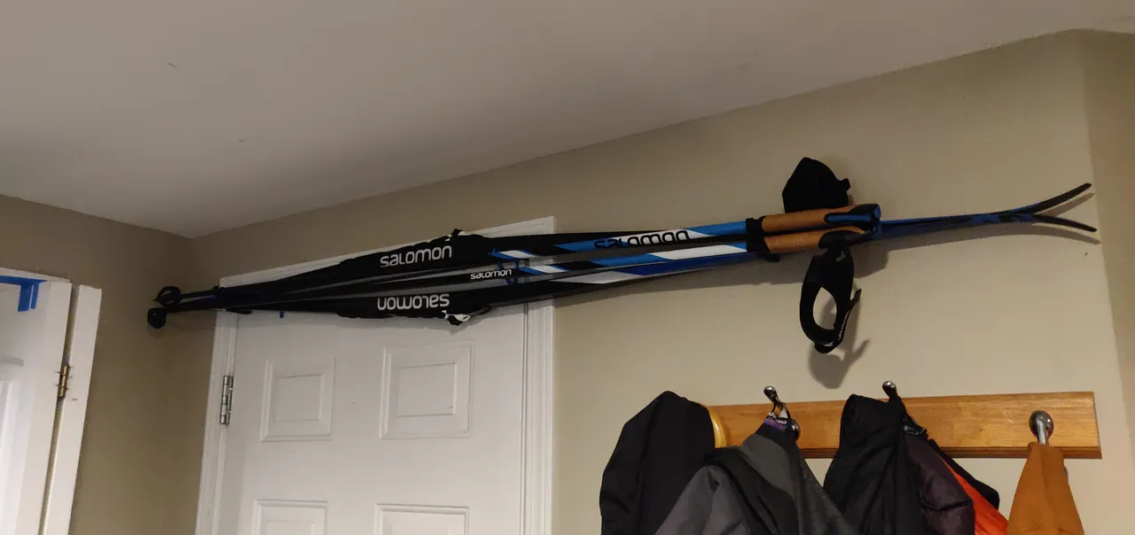 XC Ski Door Rack by Bretzki3d | Download free STL model | Printables.com
