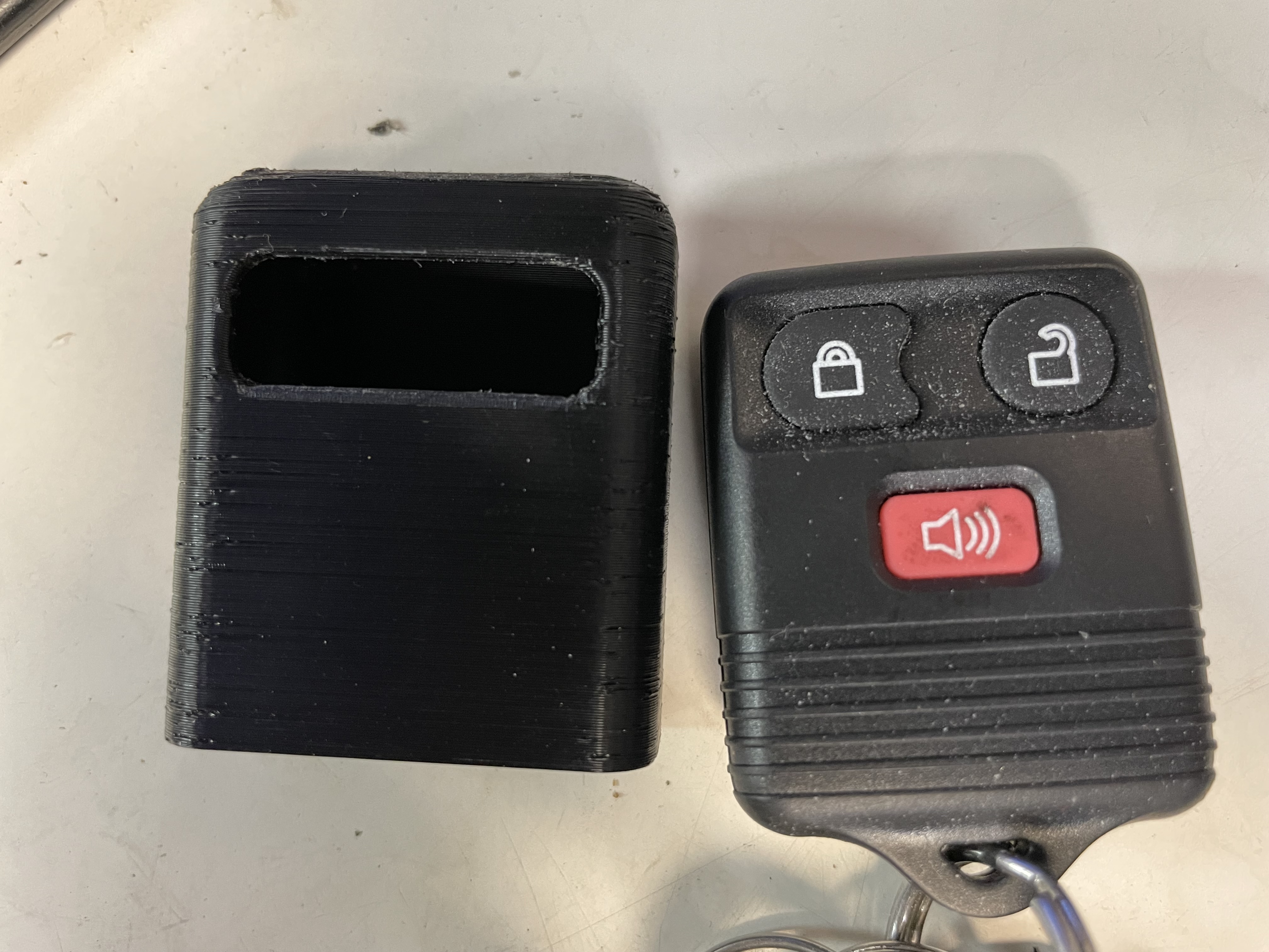 Ford 3 button key fob cover.