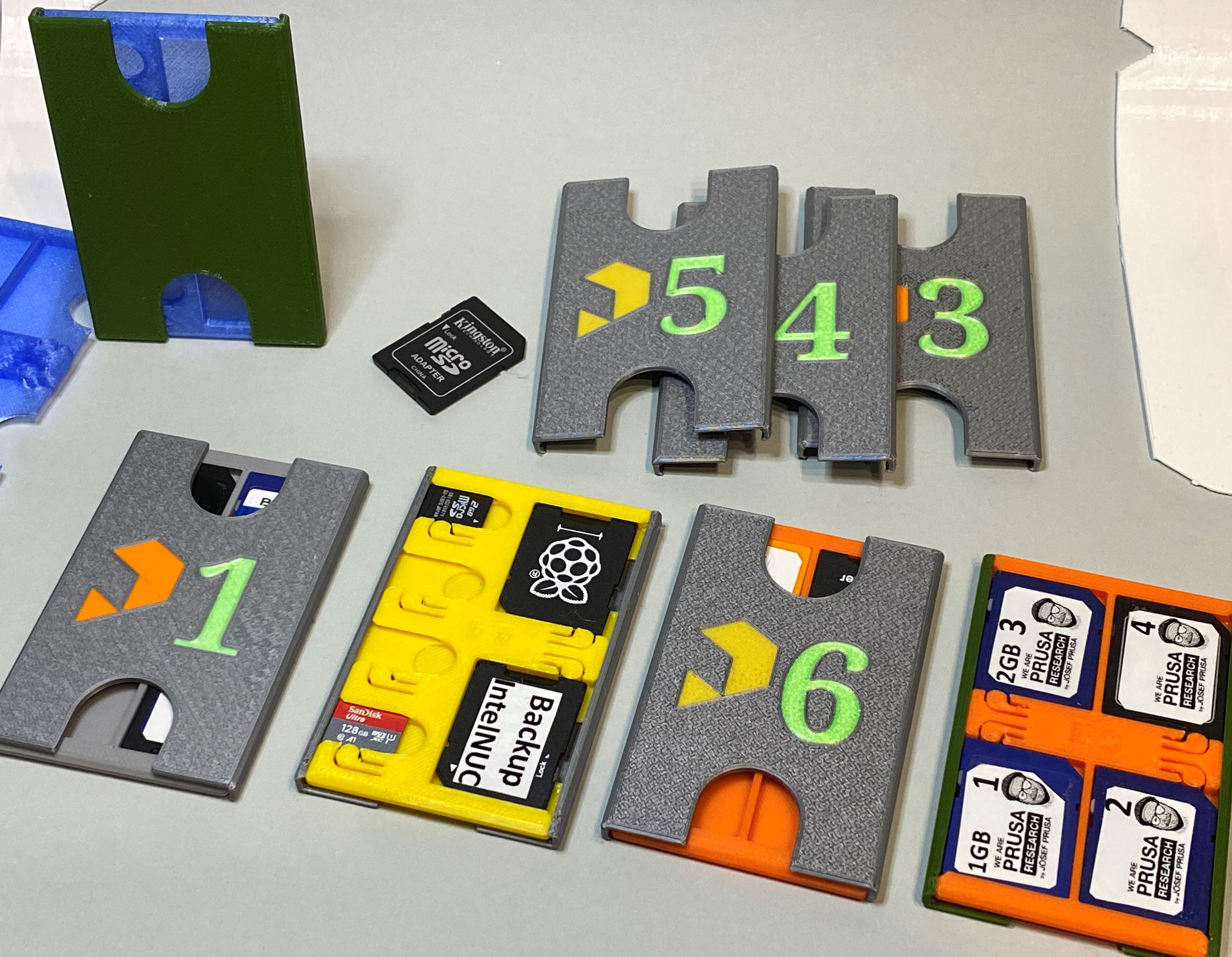 SD/MicroSD card case by mmurase00, Download free STL model