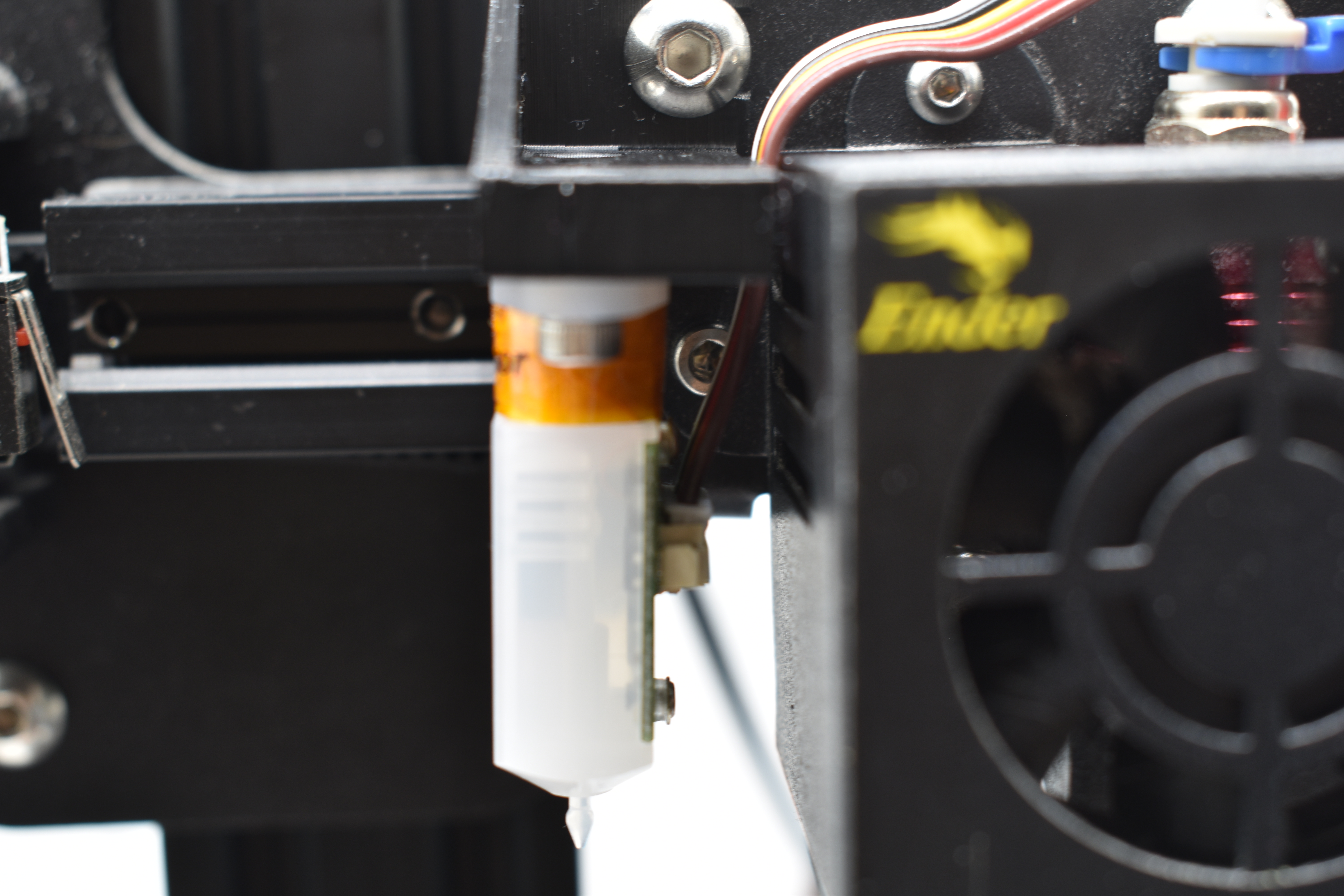 Miniatura 4 do modelo 3D Ender 3 BLTouch Mount