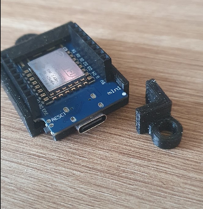 ESP8266 WEMOS D1 Case With Screwholes!
