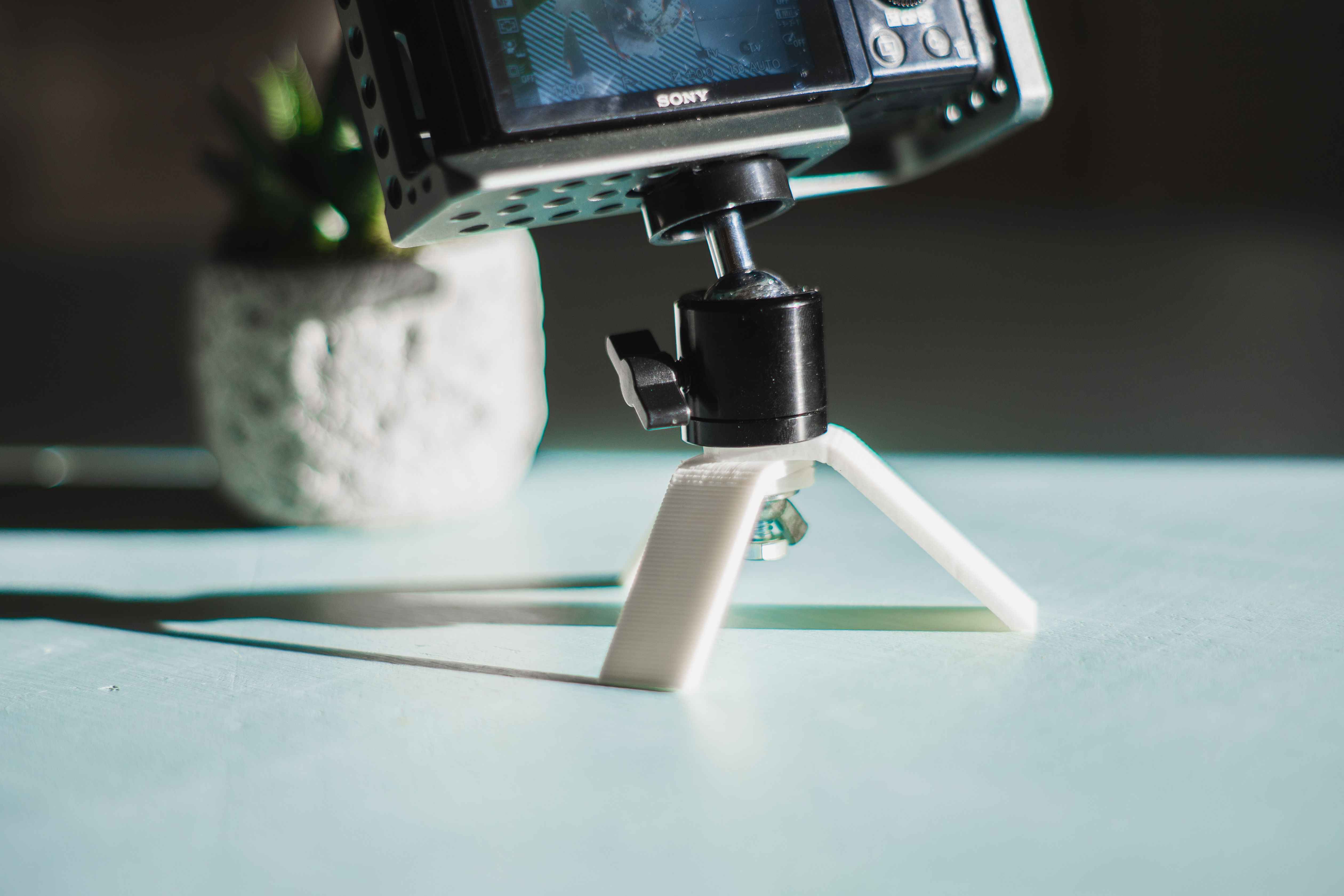 Miniatura 4 do modelo 3D Folding Mini Tripod