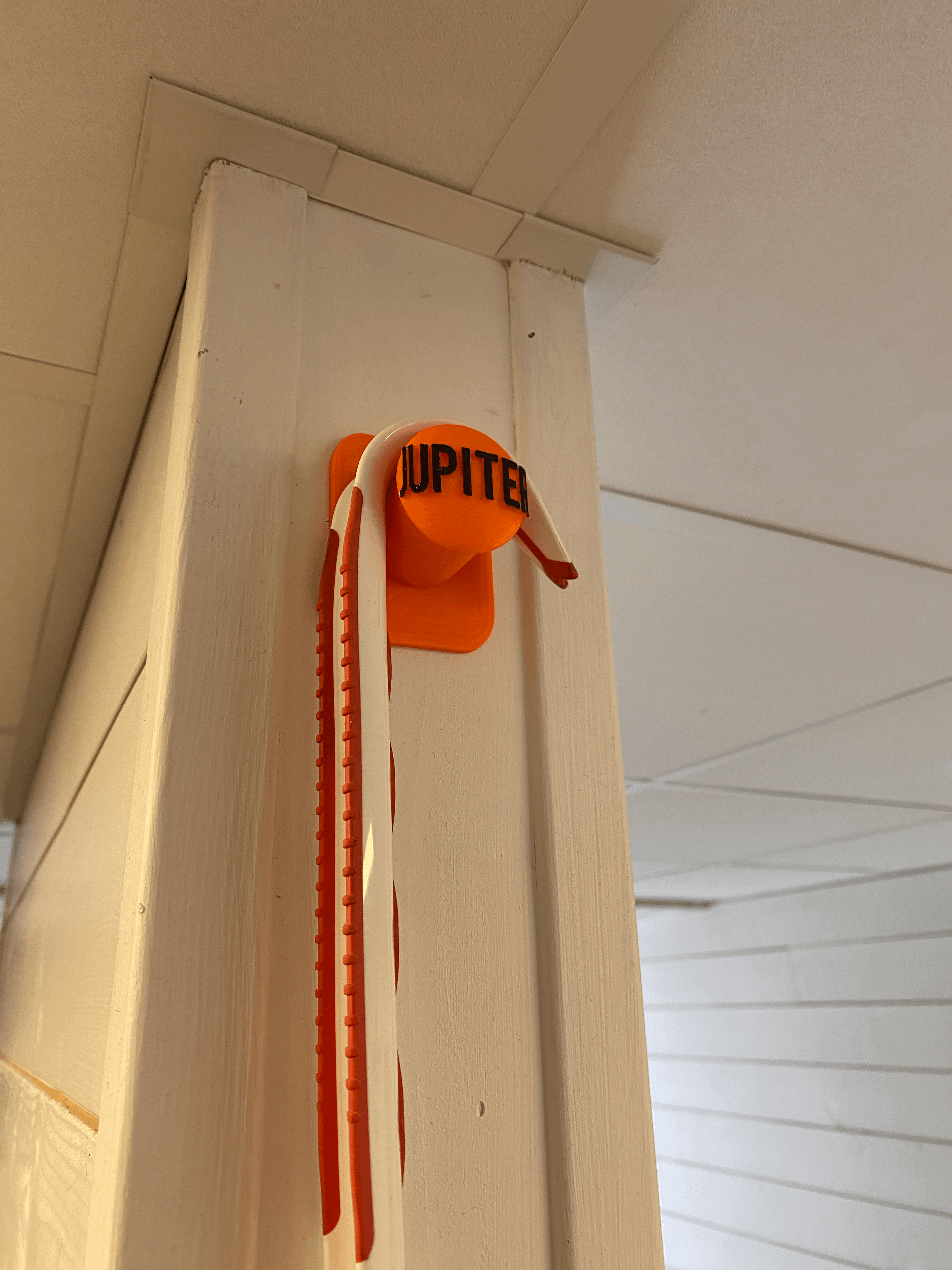 Shoe horn Holder