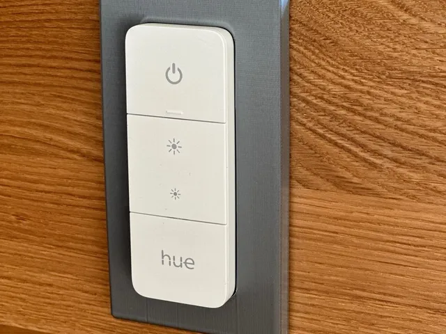 Hue Remote Holding Bracket for Bedframe