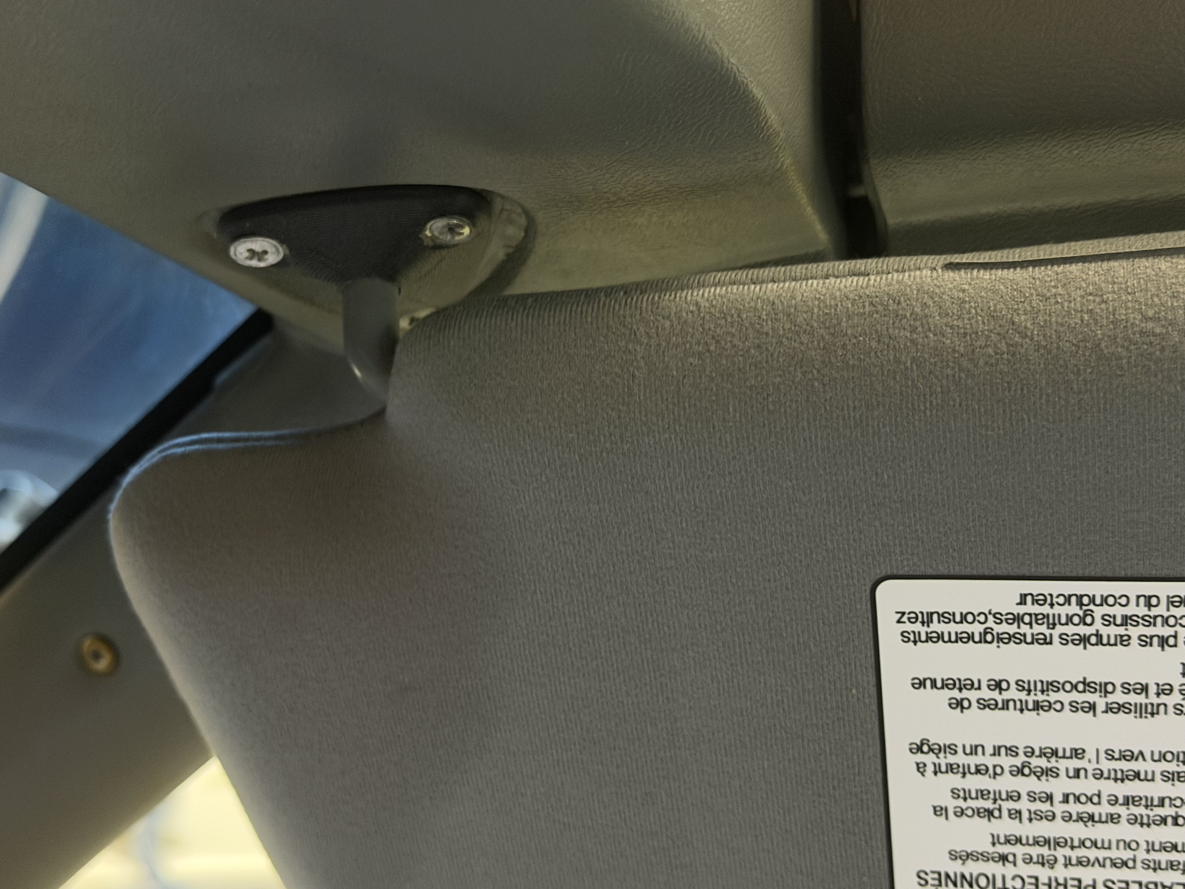 Gm sun visor adapter for 80s 90s cars to adapt toyota tacoma visors