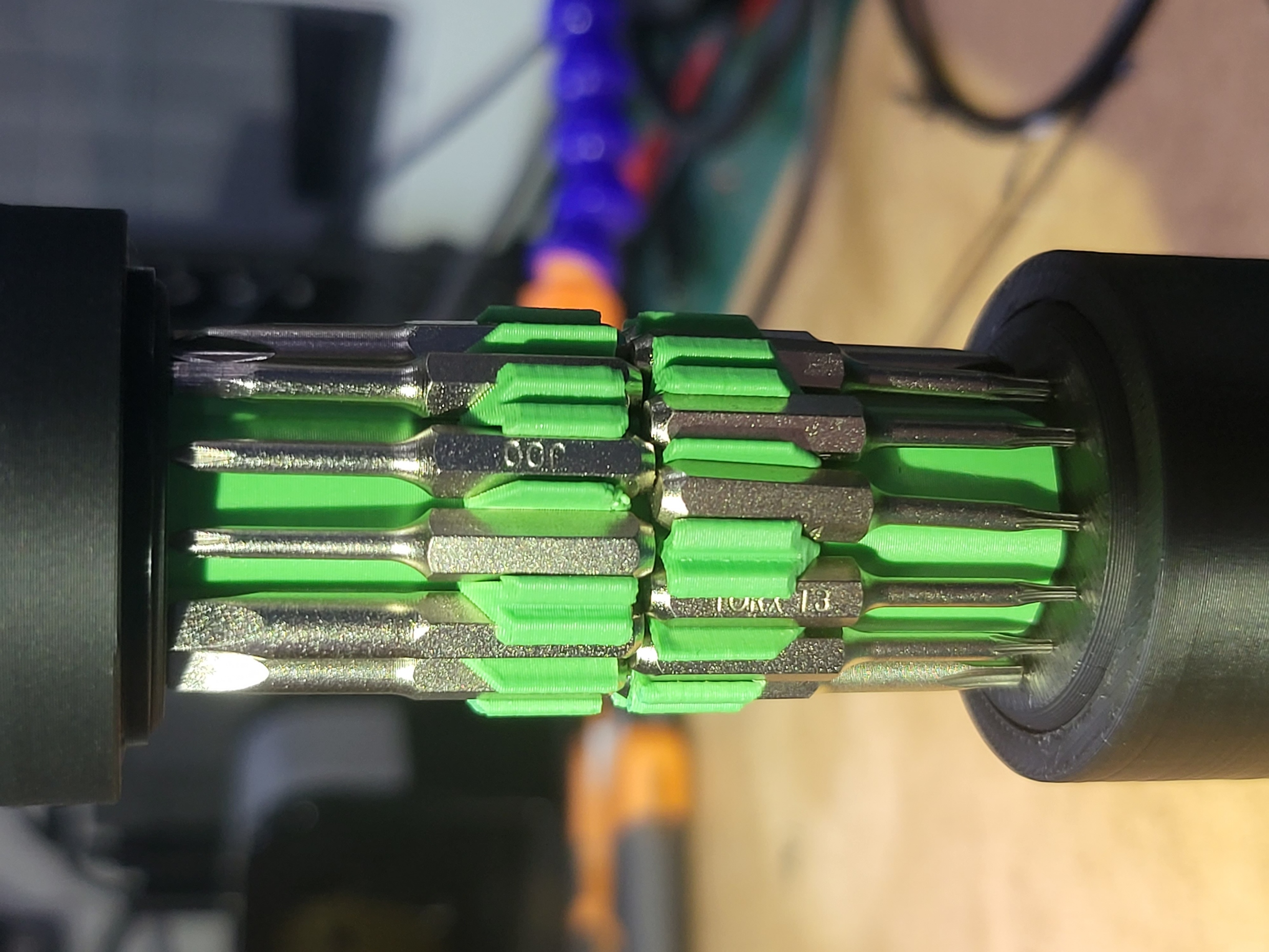 4mm precision hex bit holder for Pocket size driver bit case by Liam