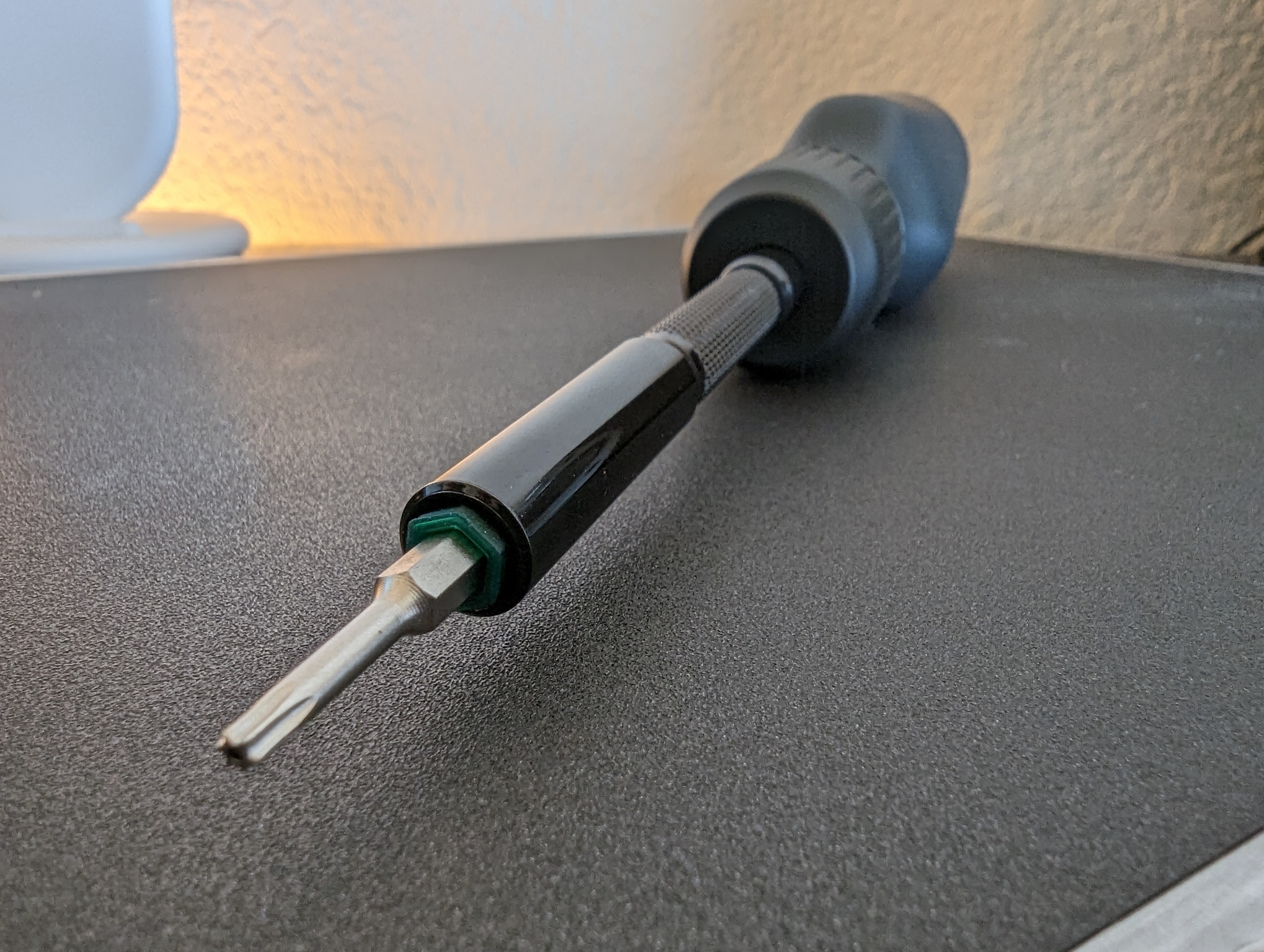 LTT Screwdriver adapter for iFixit Bits