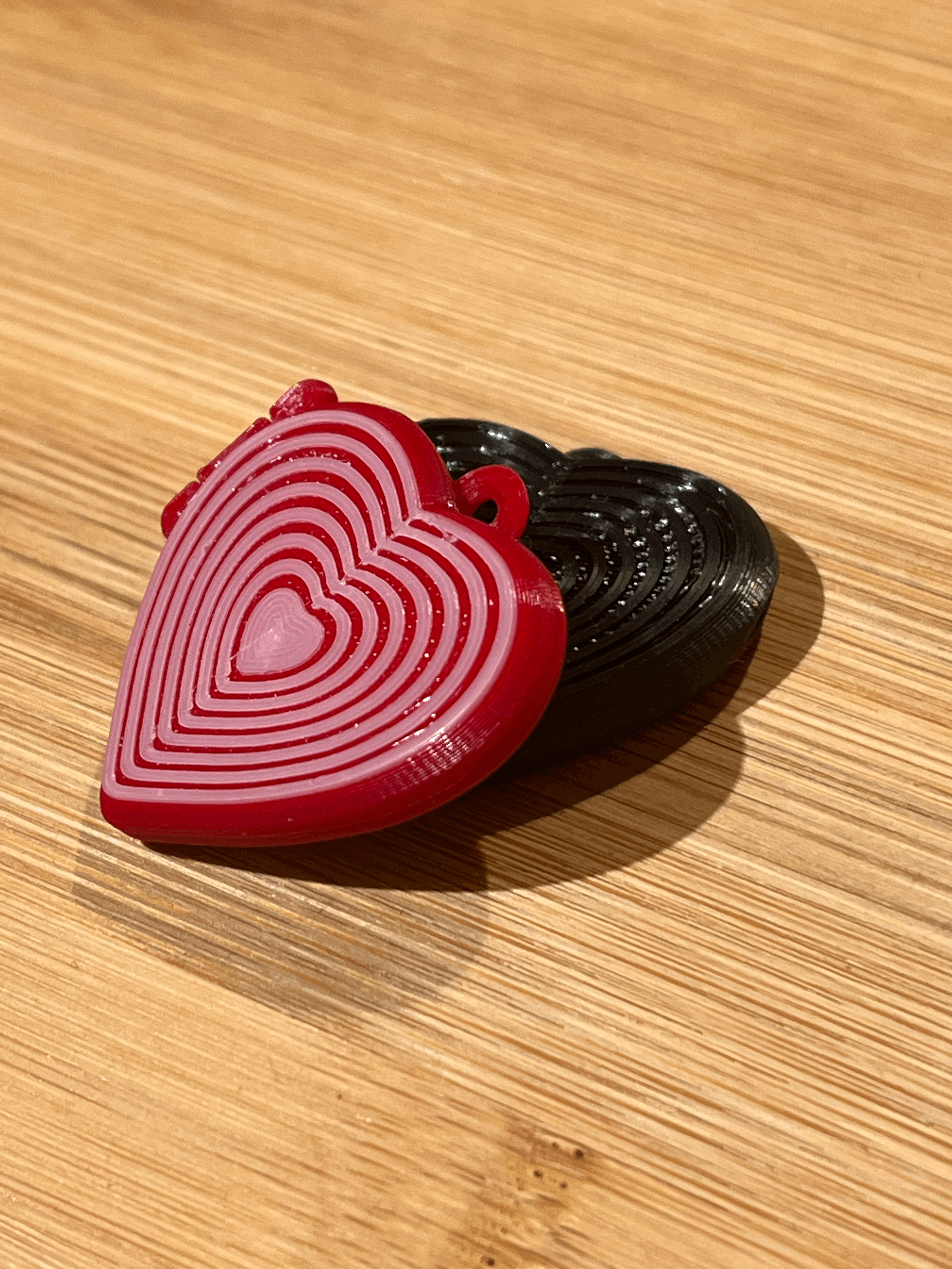 Print in Place Heart Locket (2 color/one extruder version available!) by  Yair Maimon, Download free STL model