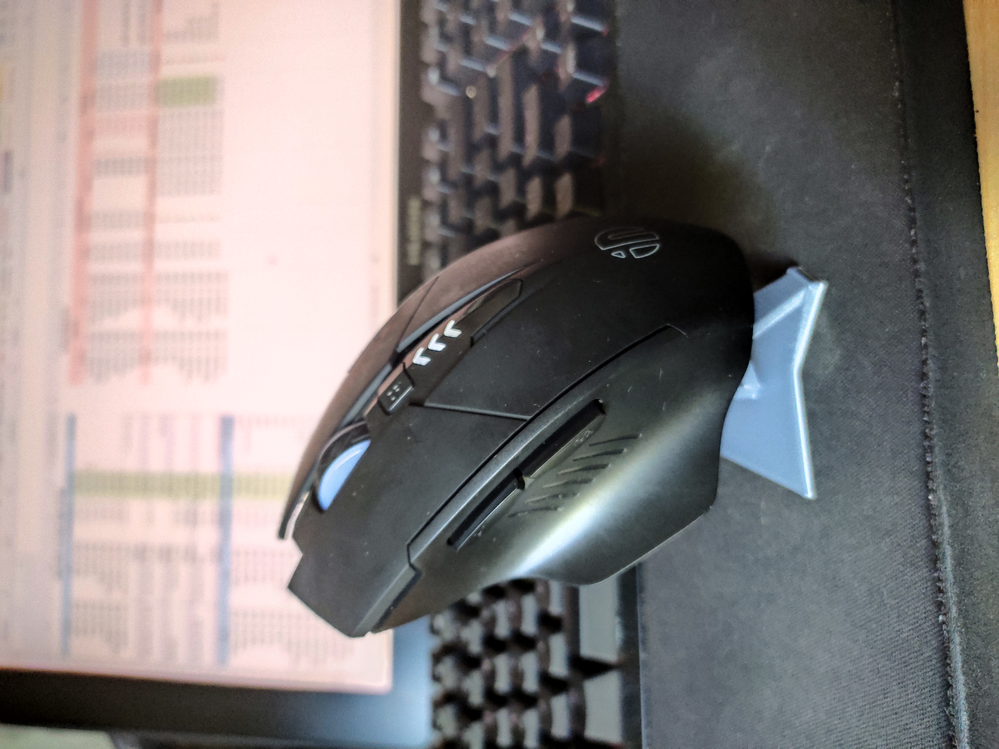 Simple Mouse Stand