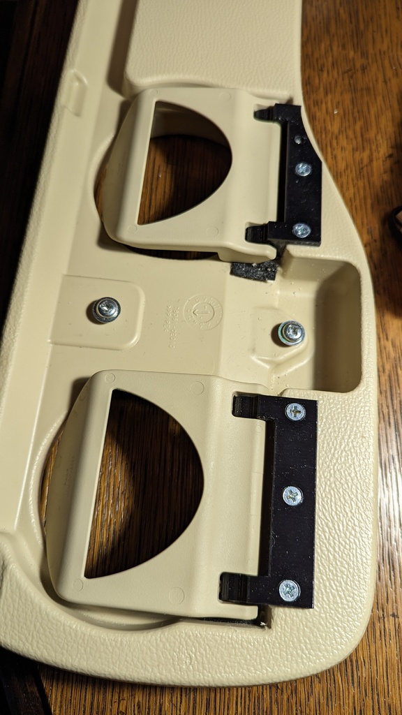 Toyota Highlander Cup Holder Bracket