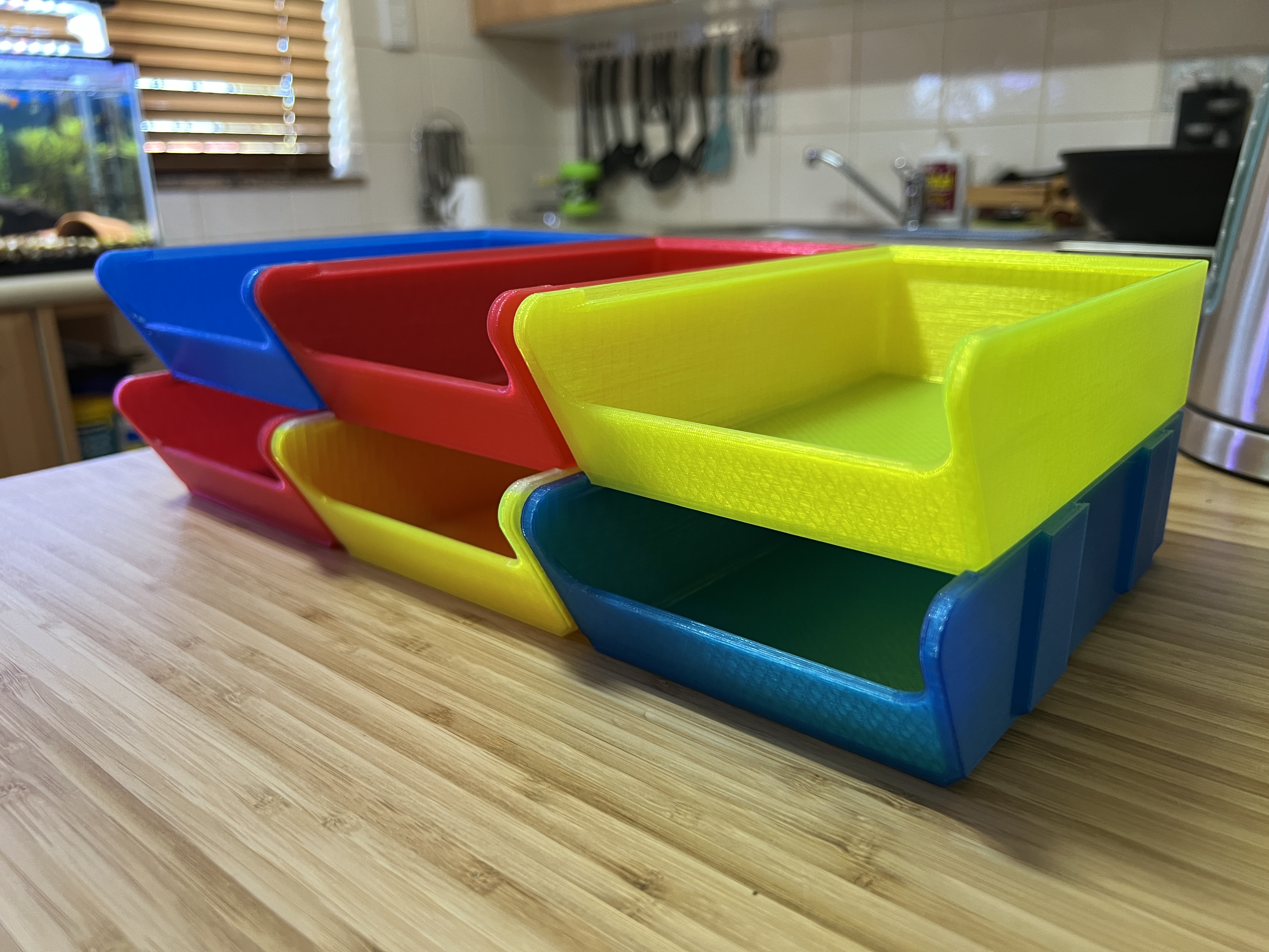 Miniatura 2 do modelo 3D Stackable Interlocking Trays