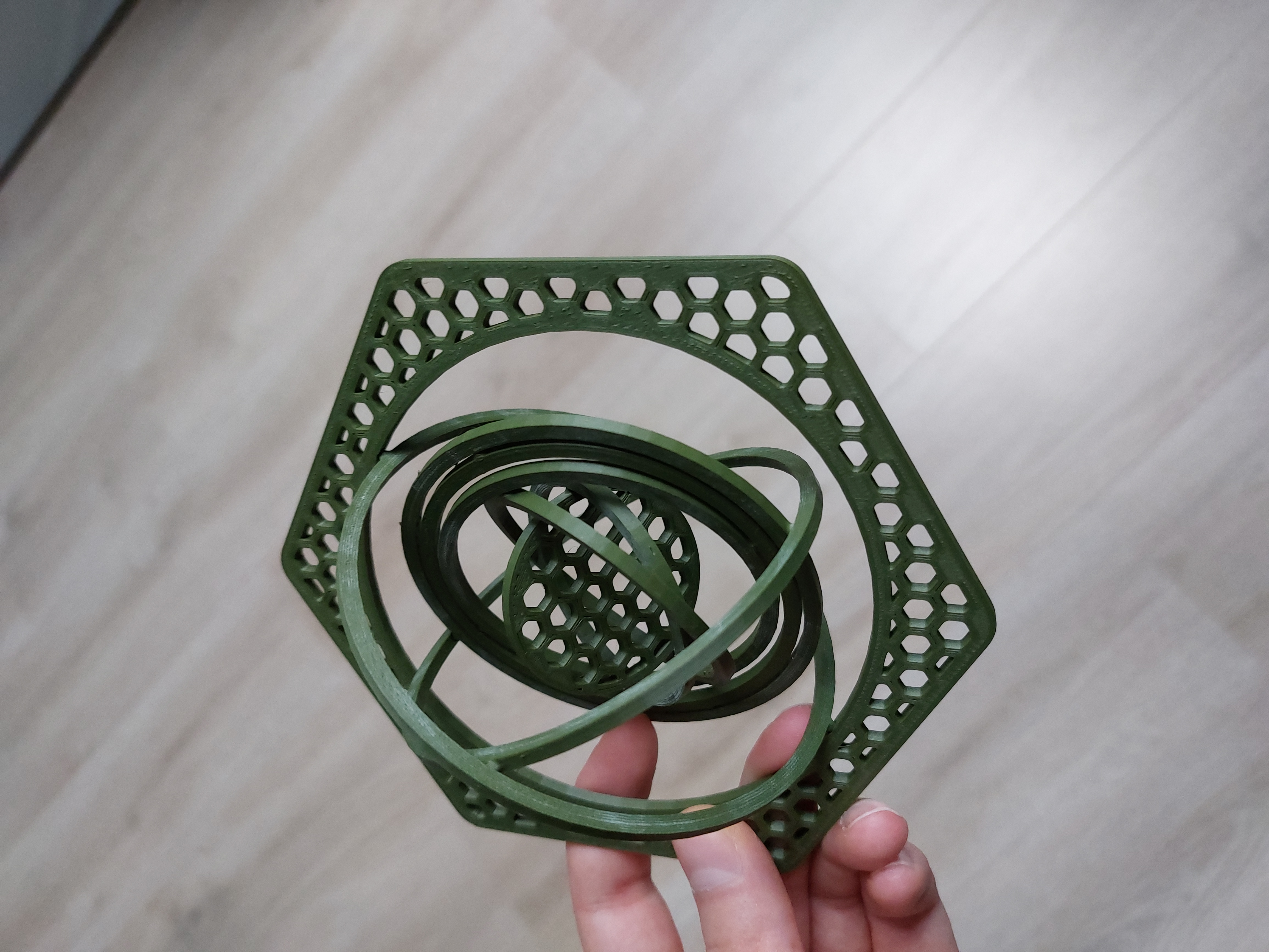 Miniatura 2 do modelo 3D gyroscope coaster