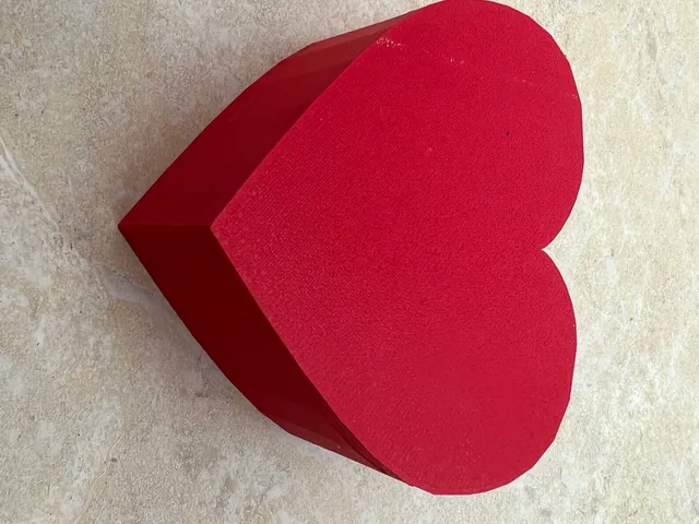 Simple Heart Shaped Box & Lid