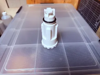 Core One (+/L) 1-2kg Spool Holder with a Twist