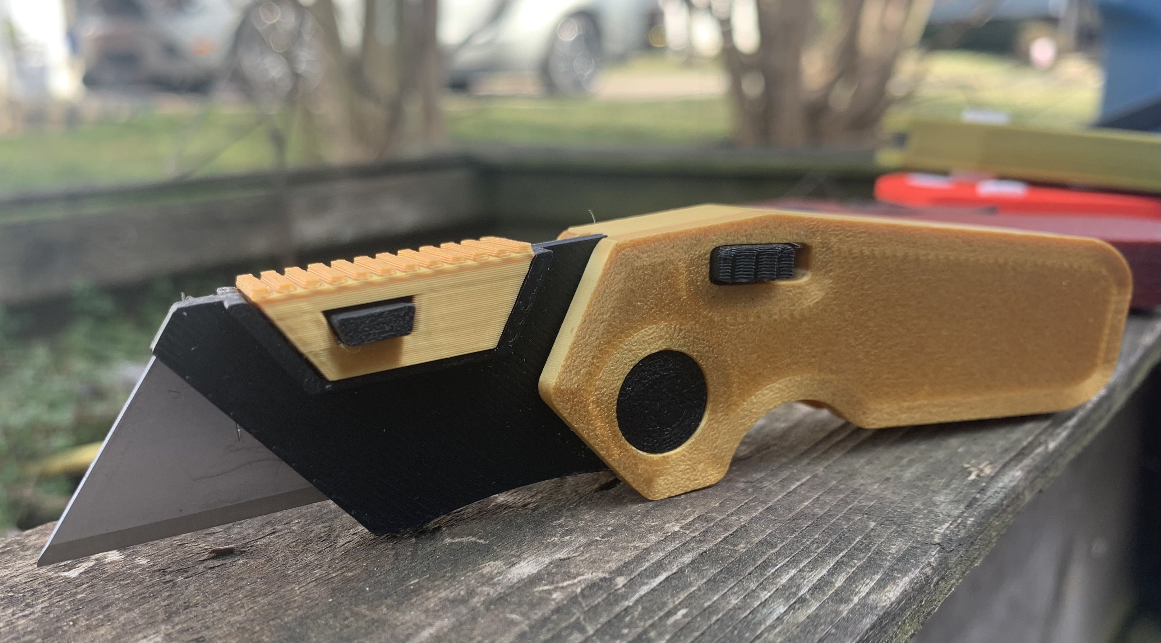 Miniatura 6 do modelo 3D Folding Pocket Utility Knife