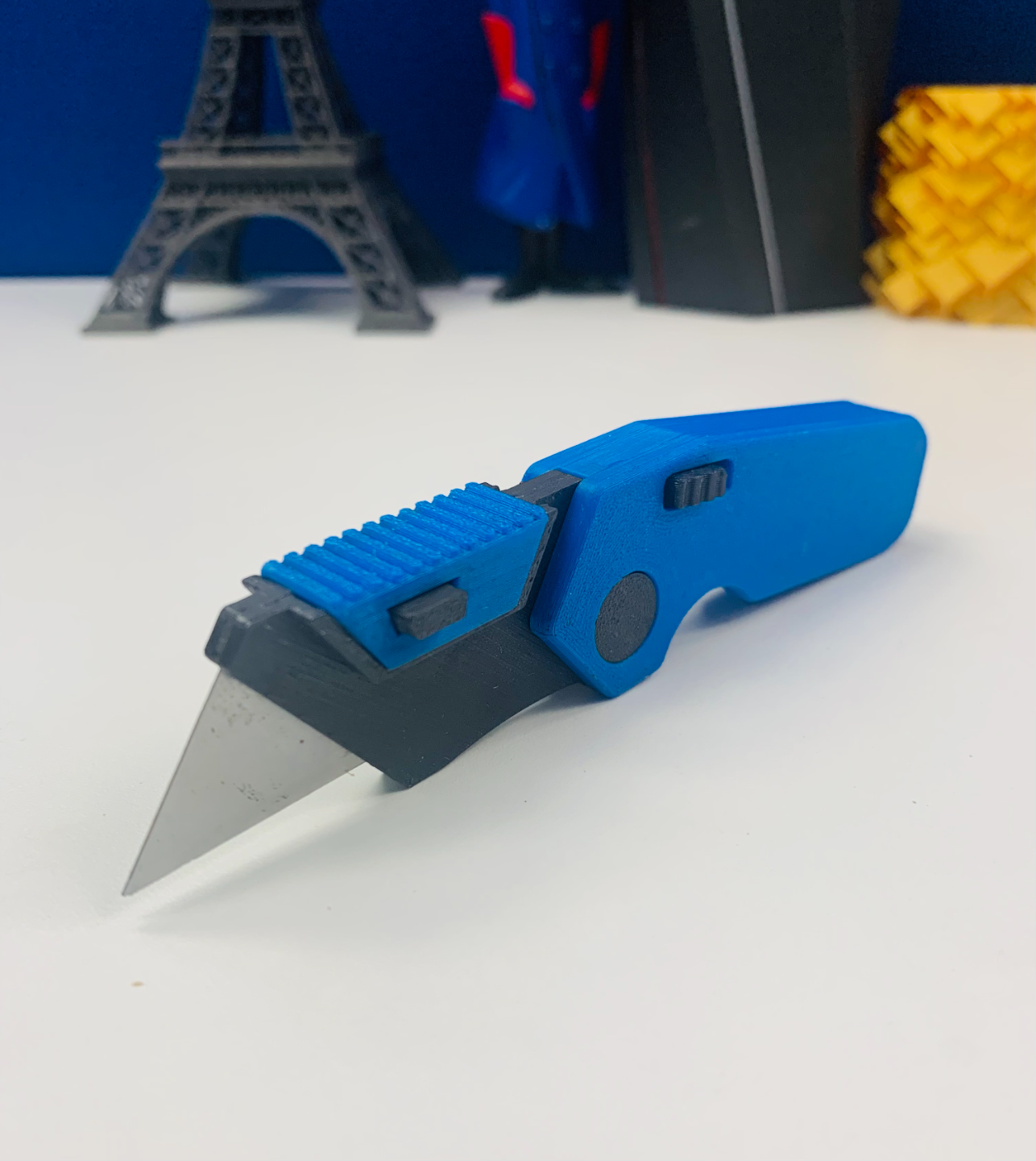 Folding Pocket Utility Knife by Jim_Killie | Download free STL model