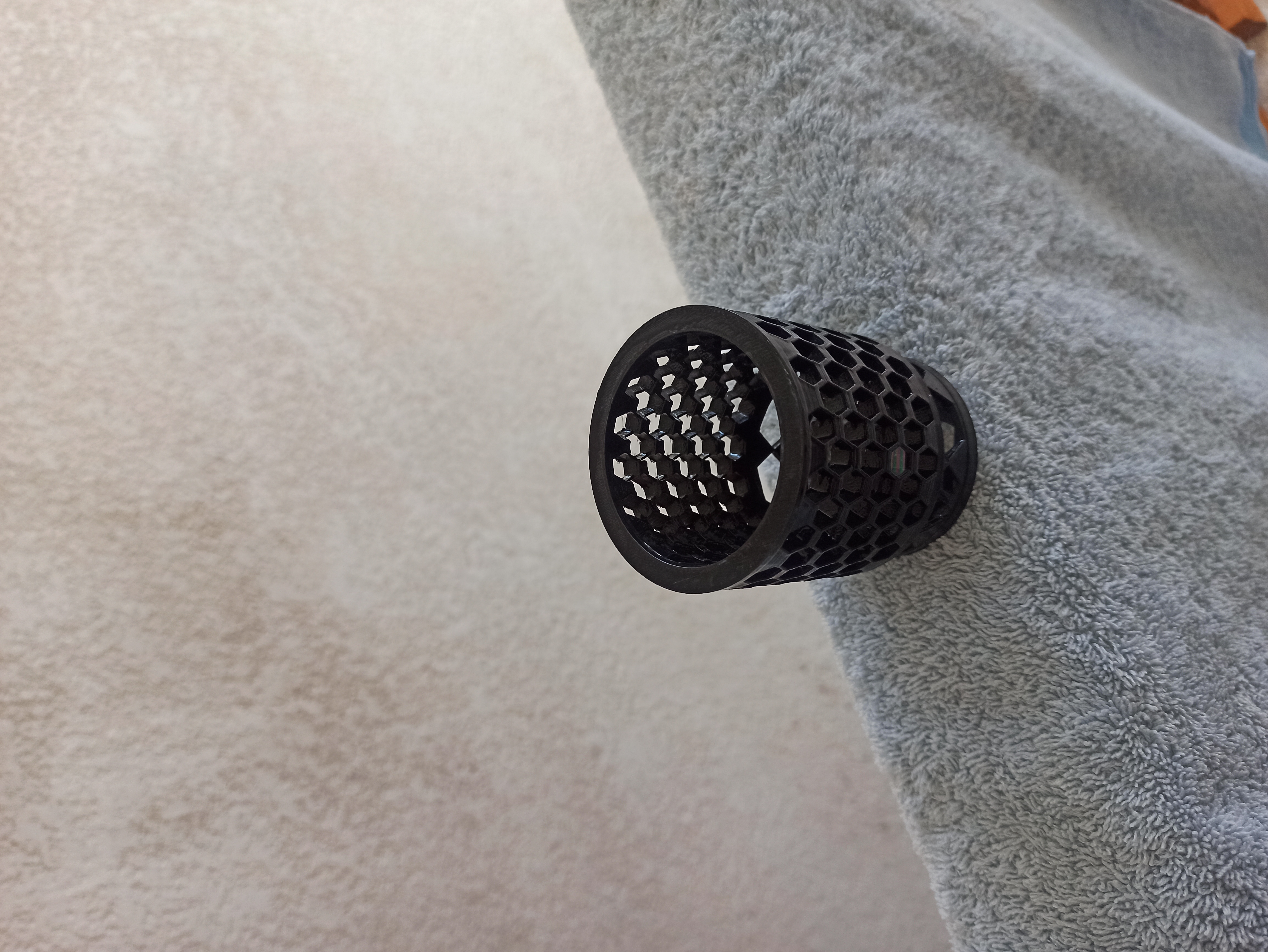 Miniatura 2 do modelo 3D tooth brush holder
