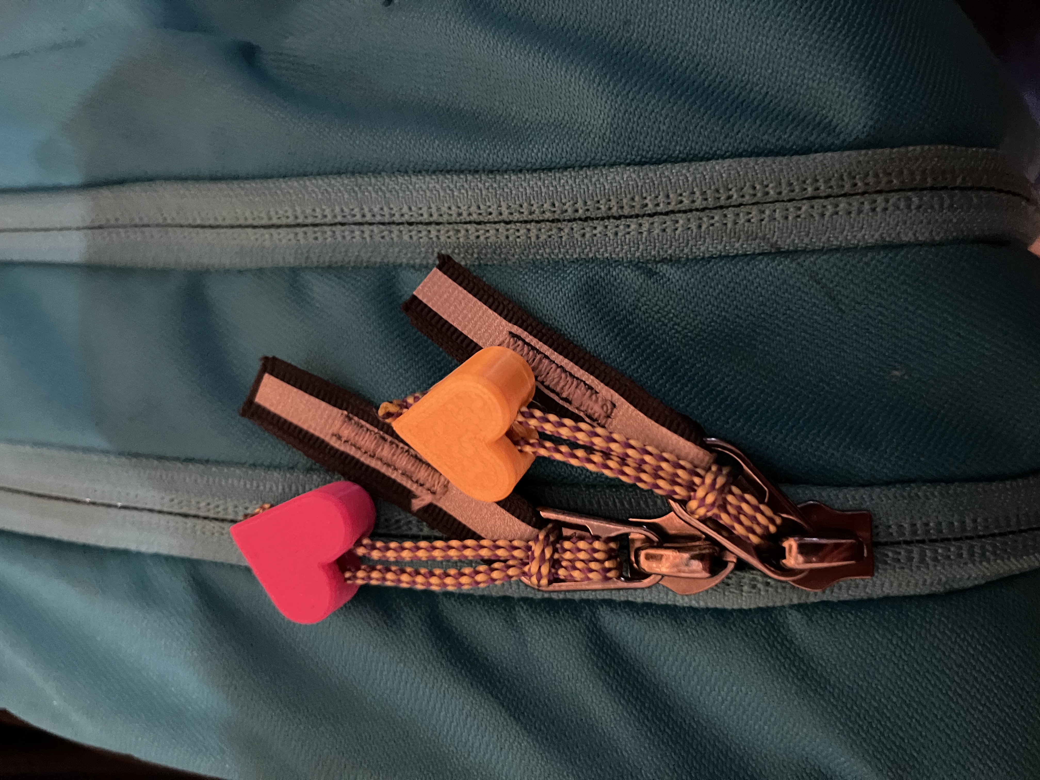 Heart shaped zipper pull