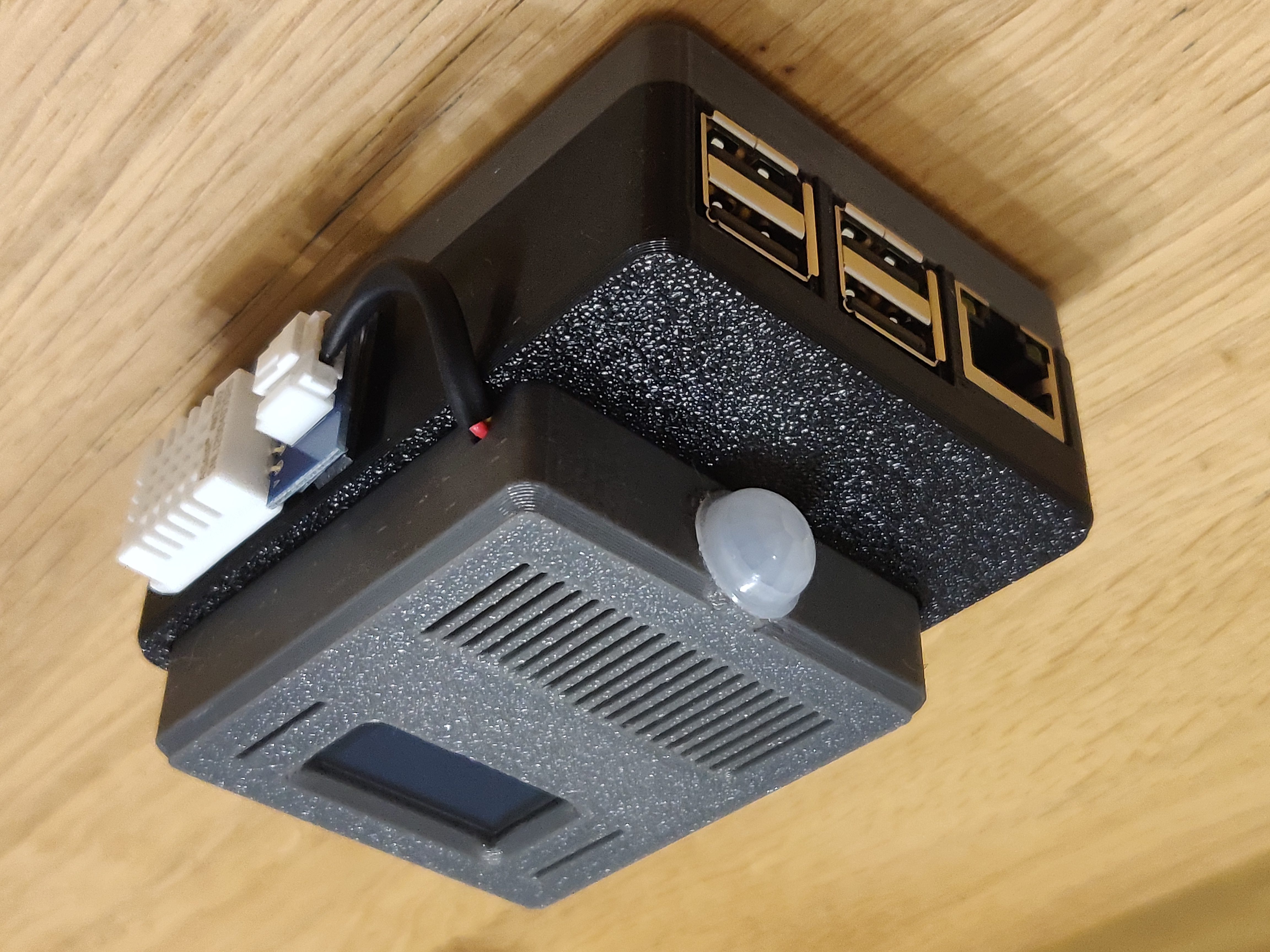 Miniatura 7 do modelo 3D OLED and PIR Sensor Module