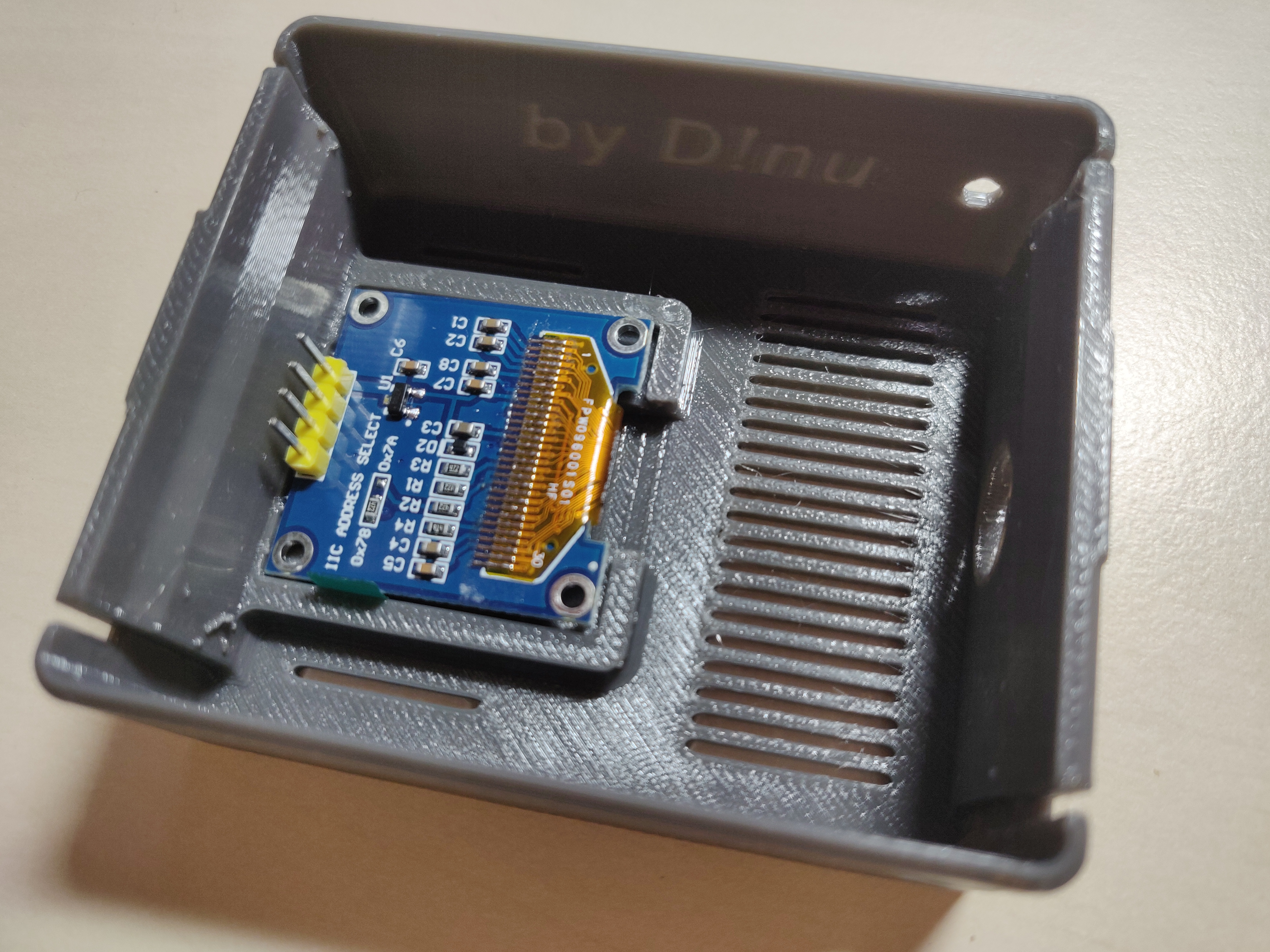 Miniatura 5 do modelo 3D OLED and PIR Sensor Module