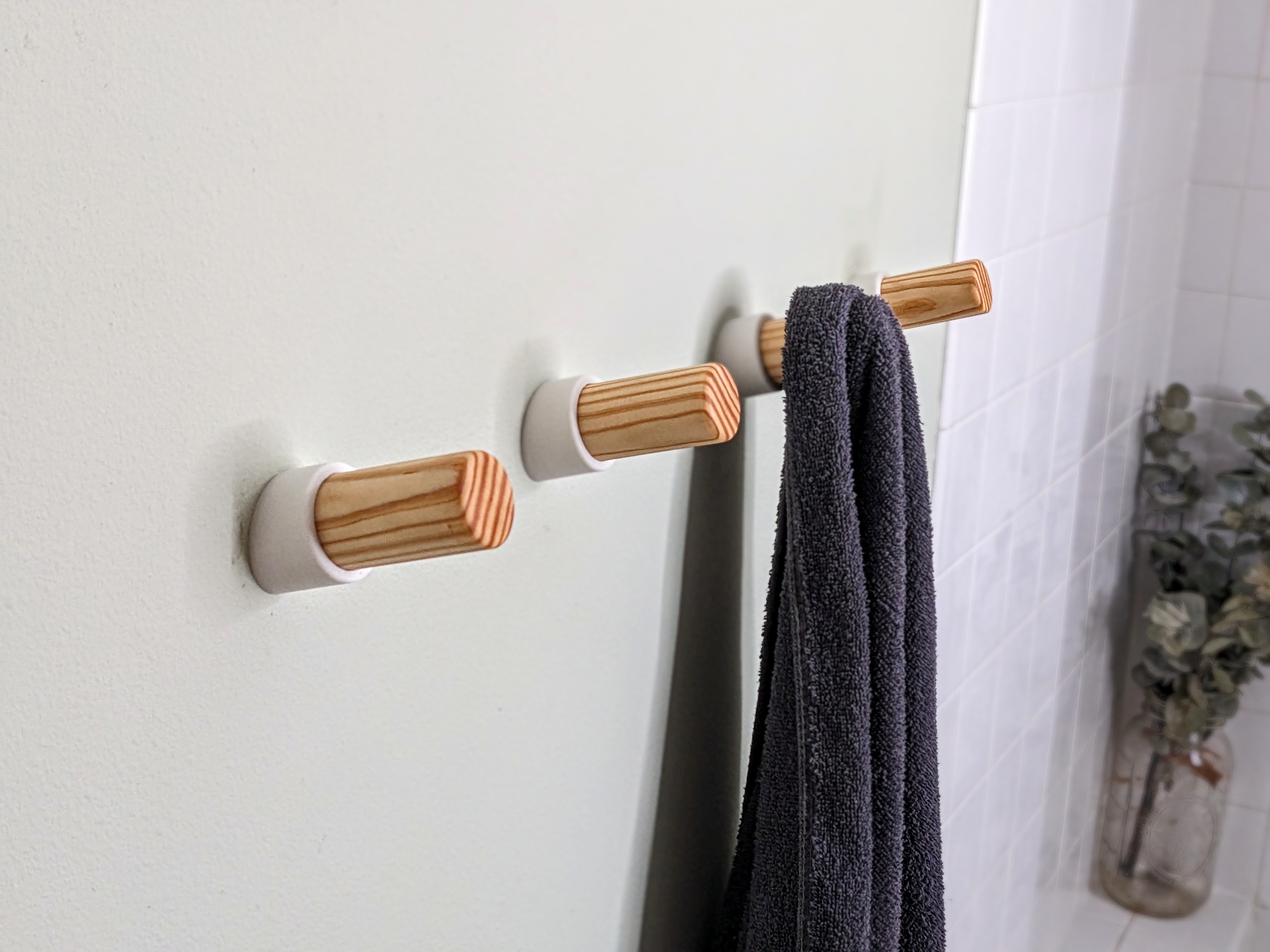 Minimalist towel peg hook