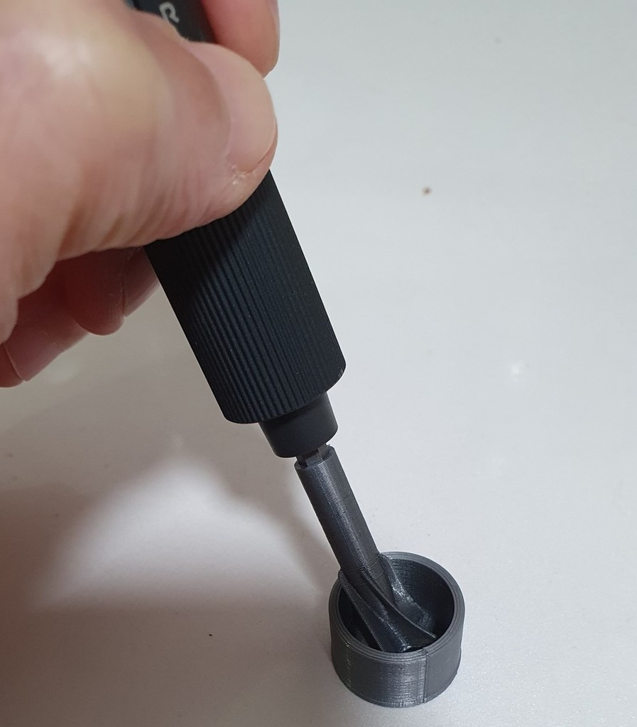Small amount mixer and cup for Resin epoxy by gombosh Download free