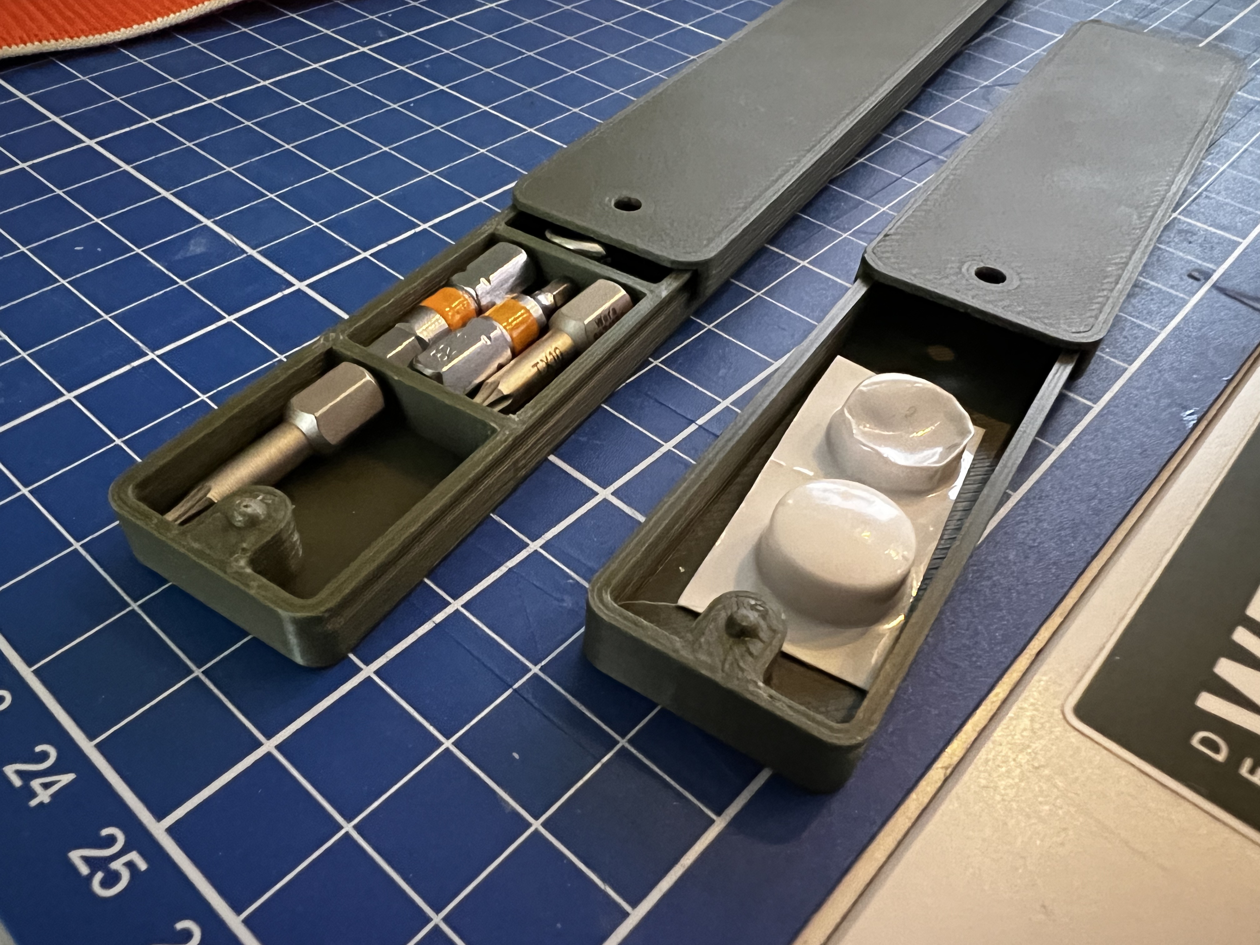 Thin EDC Container