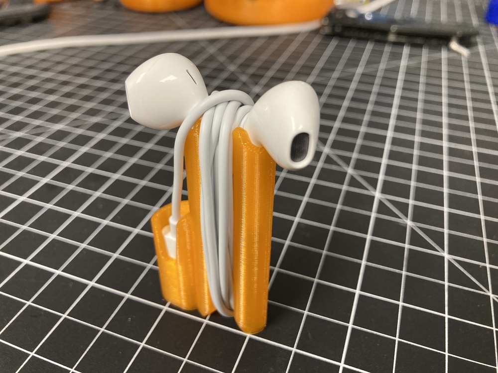 Apple earpods (lightning cable) holder - optimized for Prusa MK3/MK3S