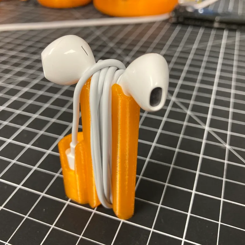 Apple best sale earphone holder