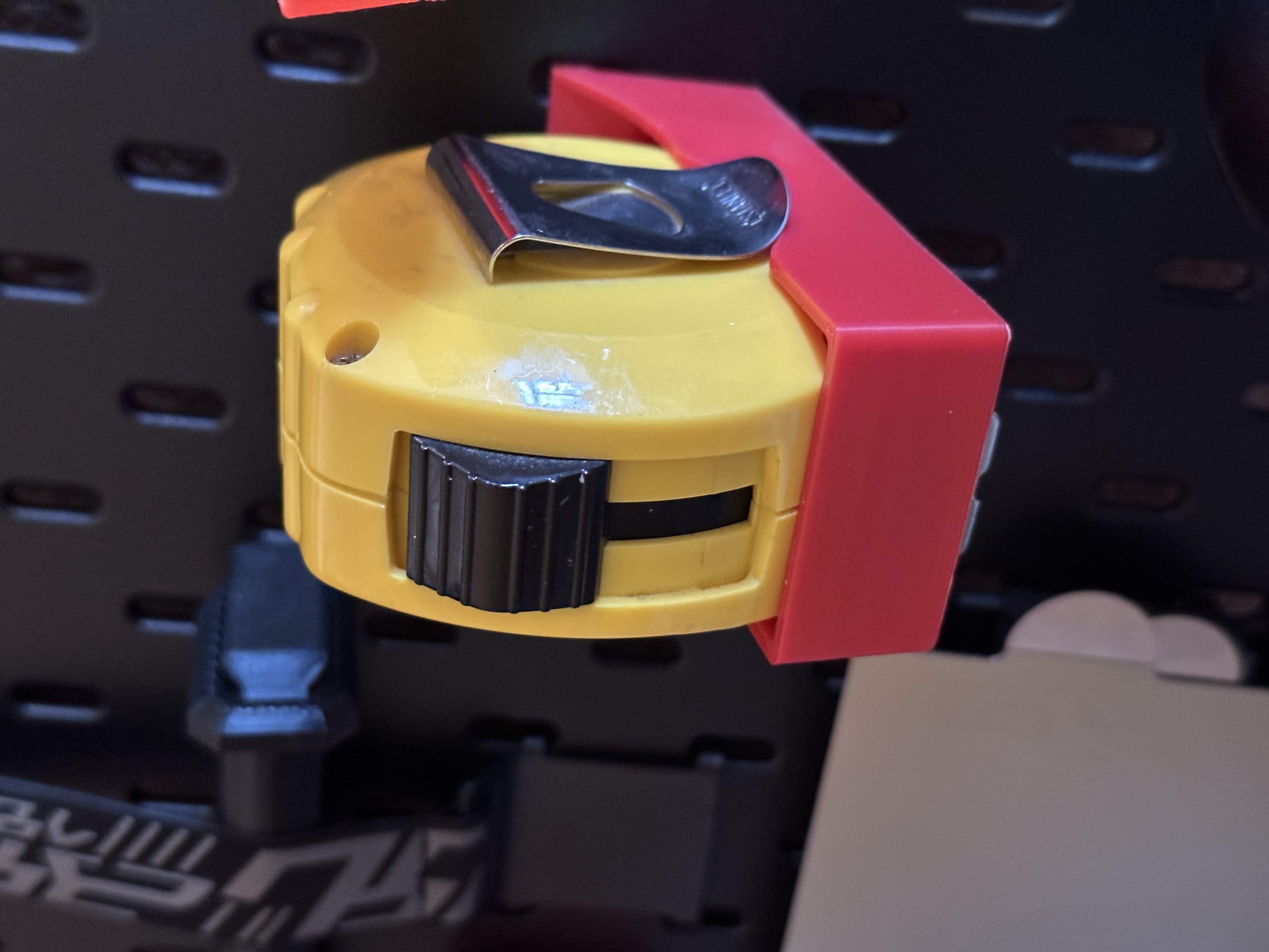 Skadis Large Tape Measure Holder w/ Cutout