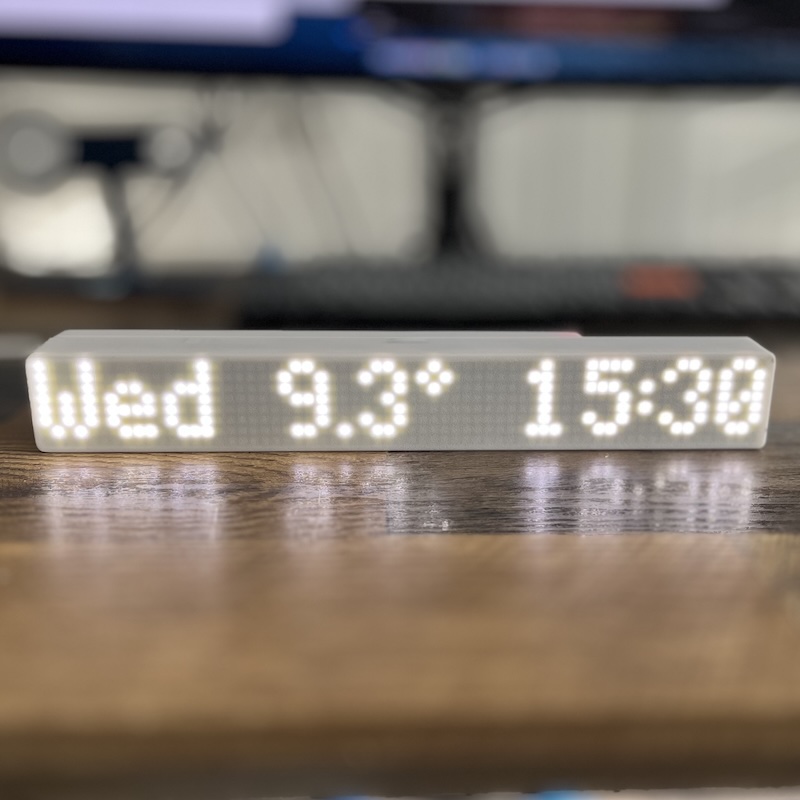 wledPixel: Smart WiFi LED Matrix Clock & Info Display