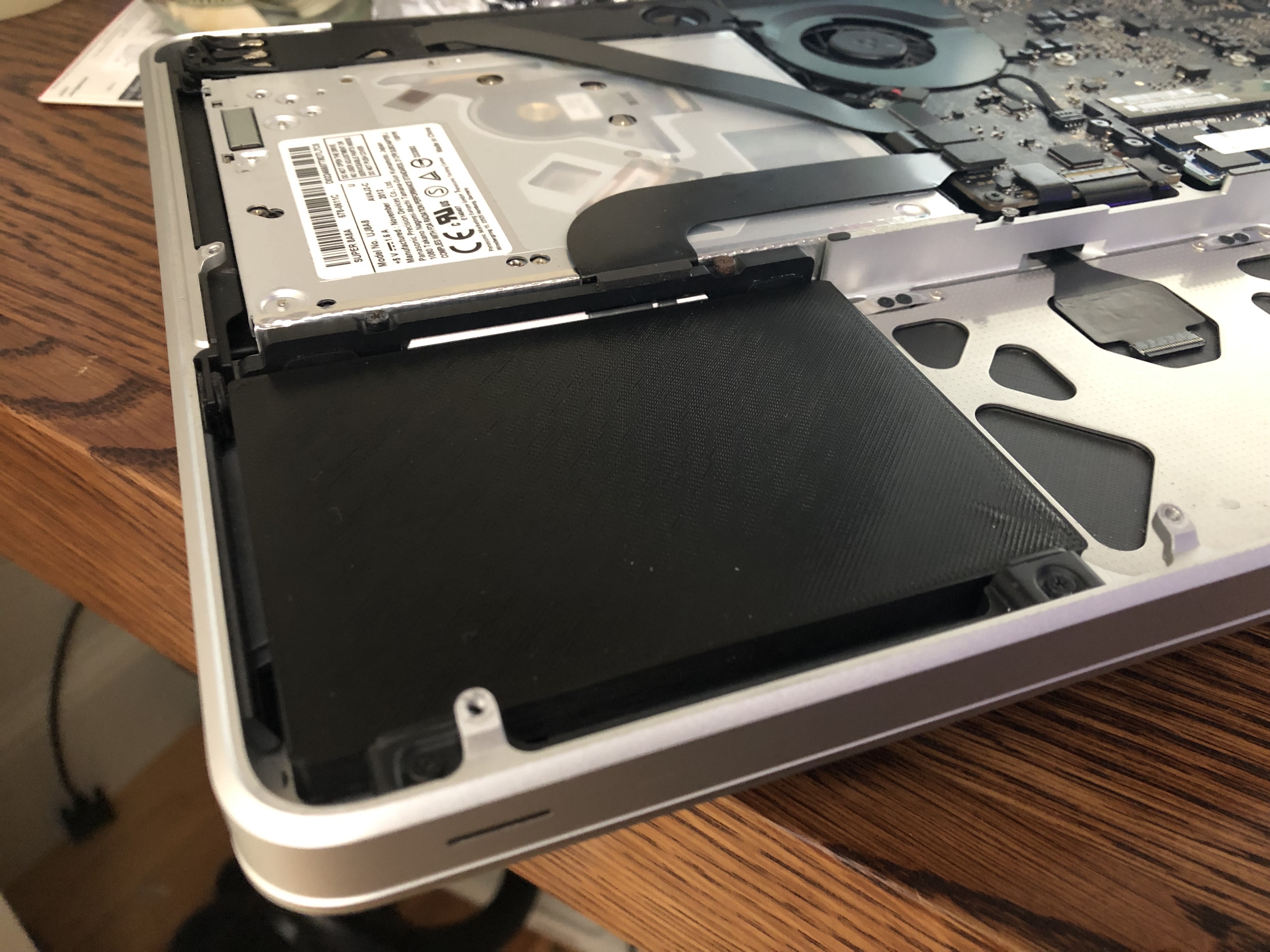 Completely Blank 2.5" HDD/SSD Reference Model