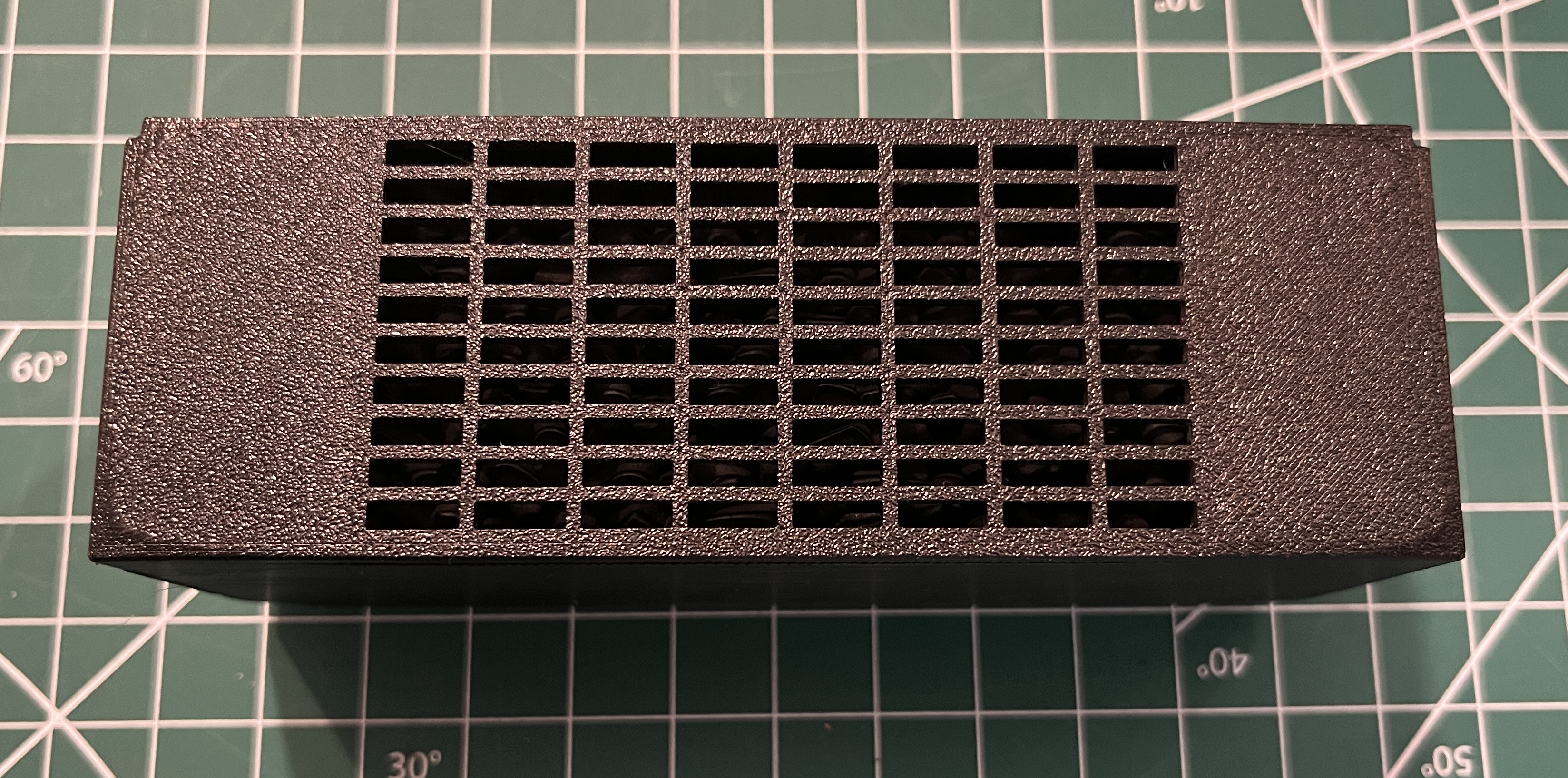 VEFACH Vents (3mm X 9mm) for Nevermore Carbon Pellets