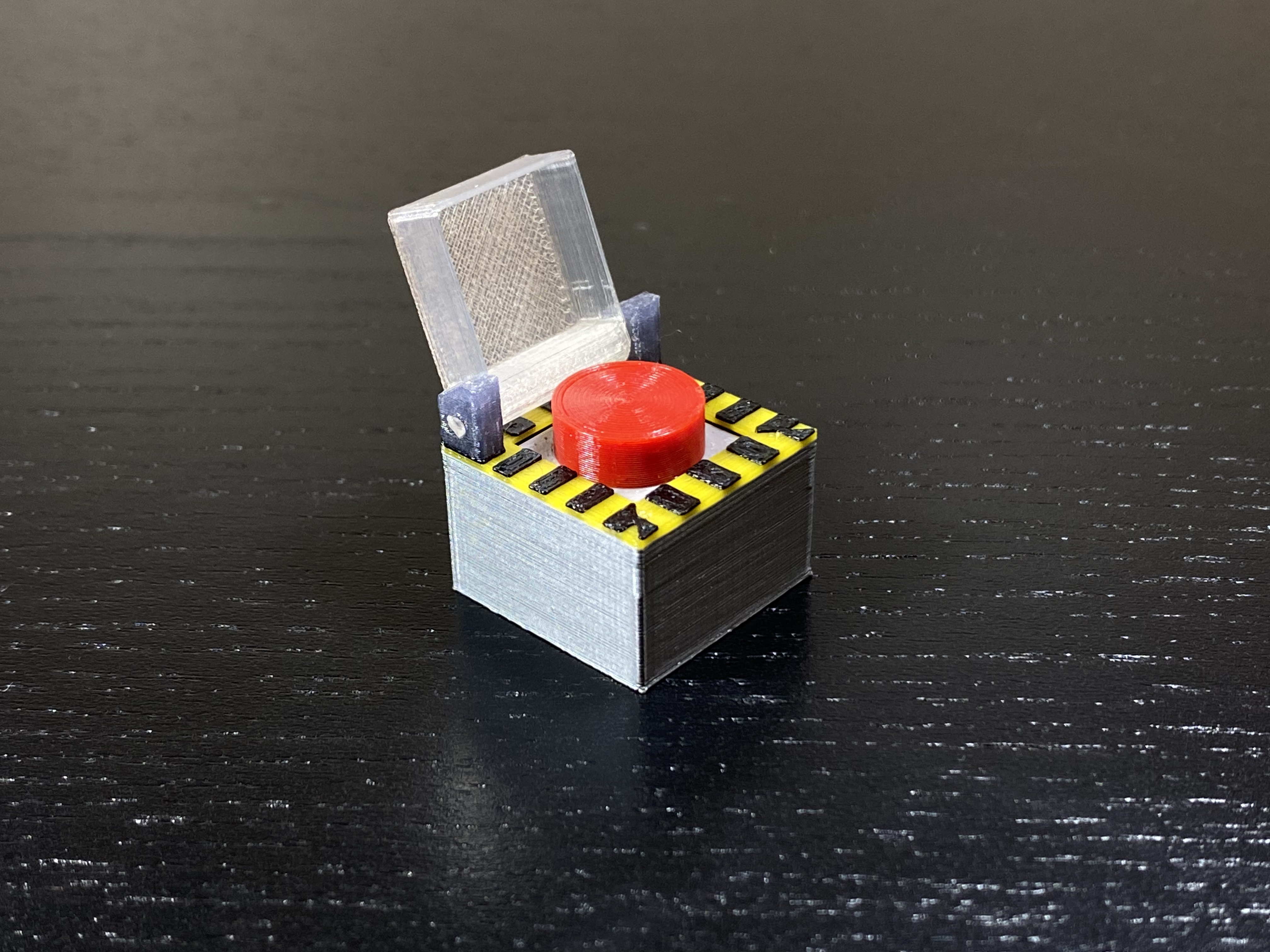 Miniatura 2 do modelo 3D Emergency Button Key (Cherry MX)