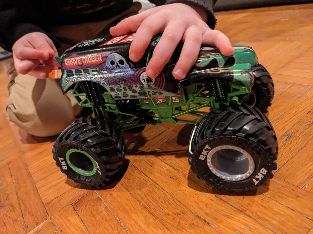 Spin Master 1:24 Monster Truck - MONSTERJAMMT124