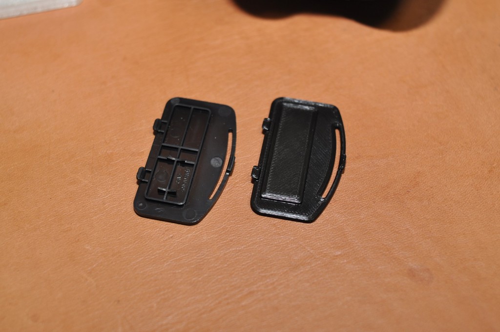 logicool trackball M575 battery cover