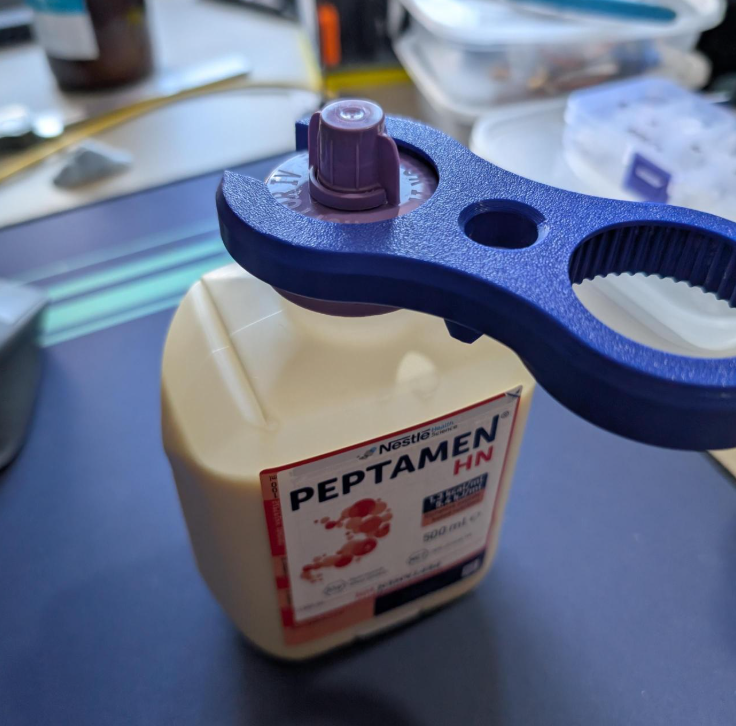 Nestle - Nutricia Bottle Spanner and Foil Piercer NJ/NG/PEG/PEGJ/PEJ Feed